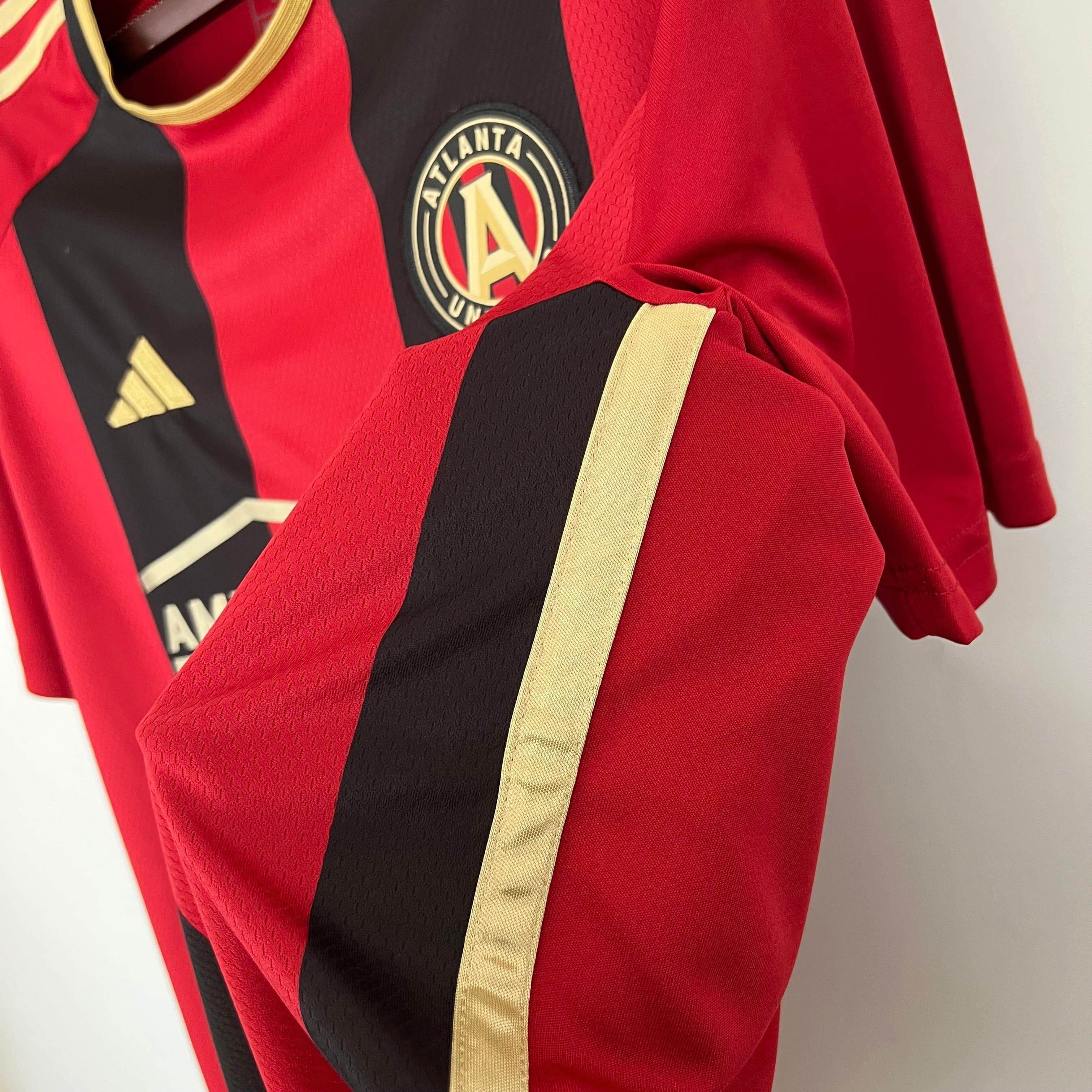 CAMISETA ATLANTA UNITED I 23/24 HOMBRE (VERSIÓN FAN) - ZonaCamisetas