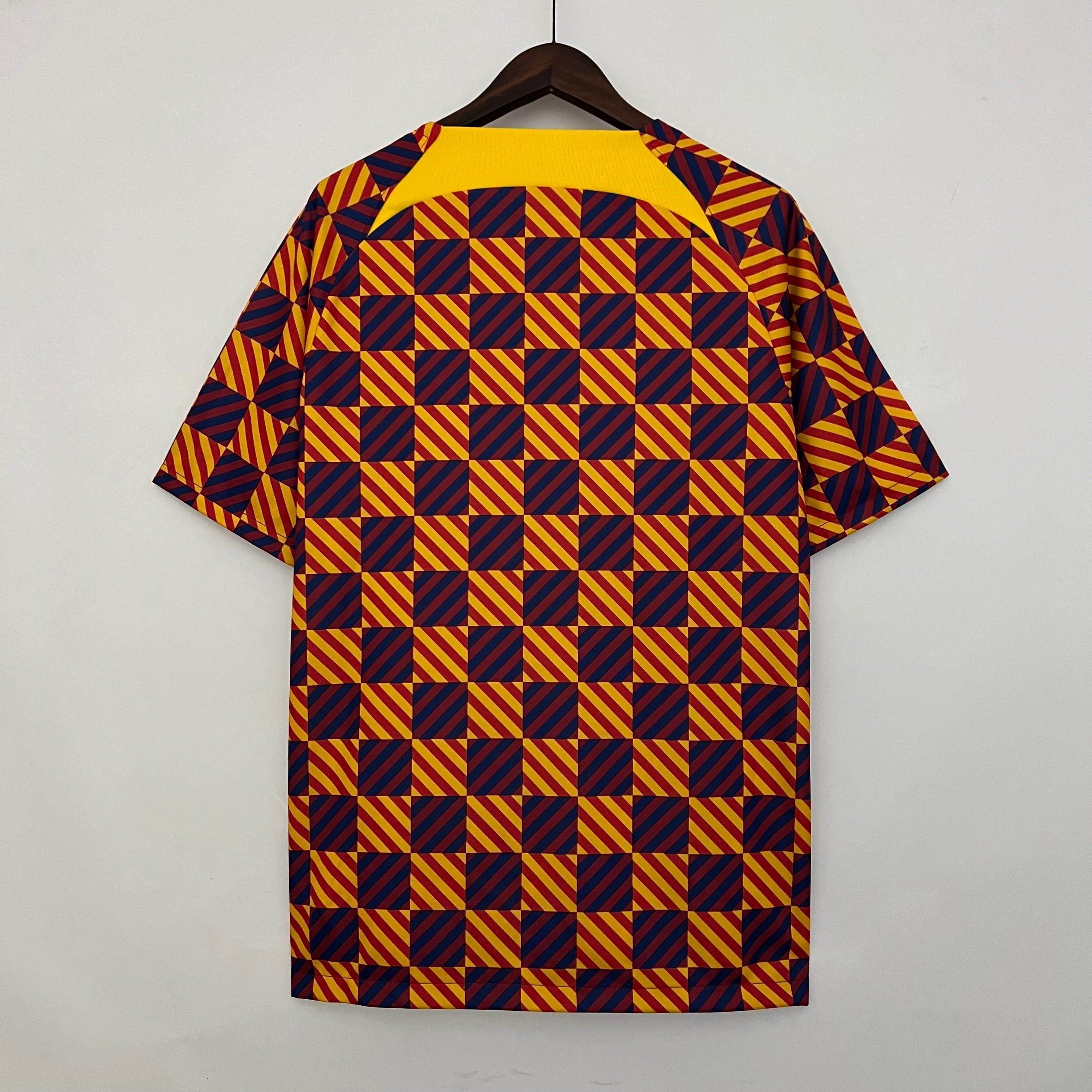 CAMISETA BARCELONA ENTRENAMIENTO I 23/24 HOMBRE (VERSIÓN FAN) - ZonaCamisetas