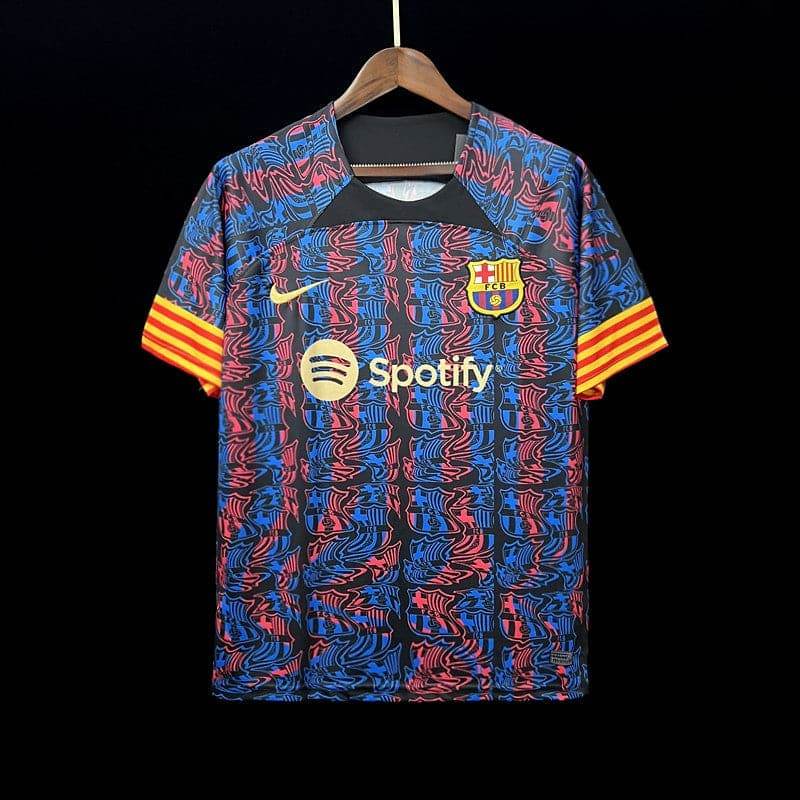 CAMISETA BARCELONA ENTRENAMIENTO VI 23/24 HOMBRE (VERSIÓN FAN) - ZonaCamisetas