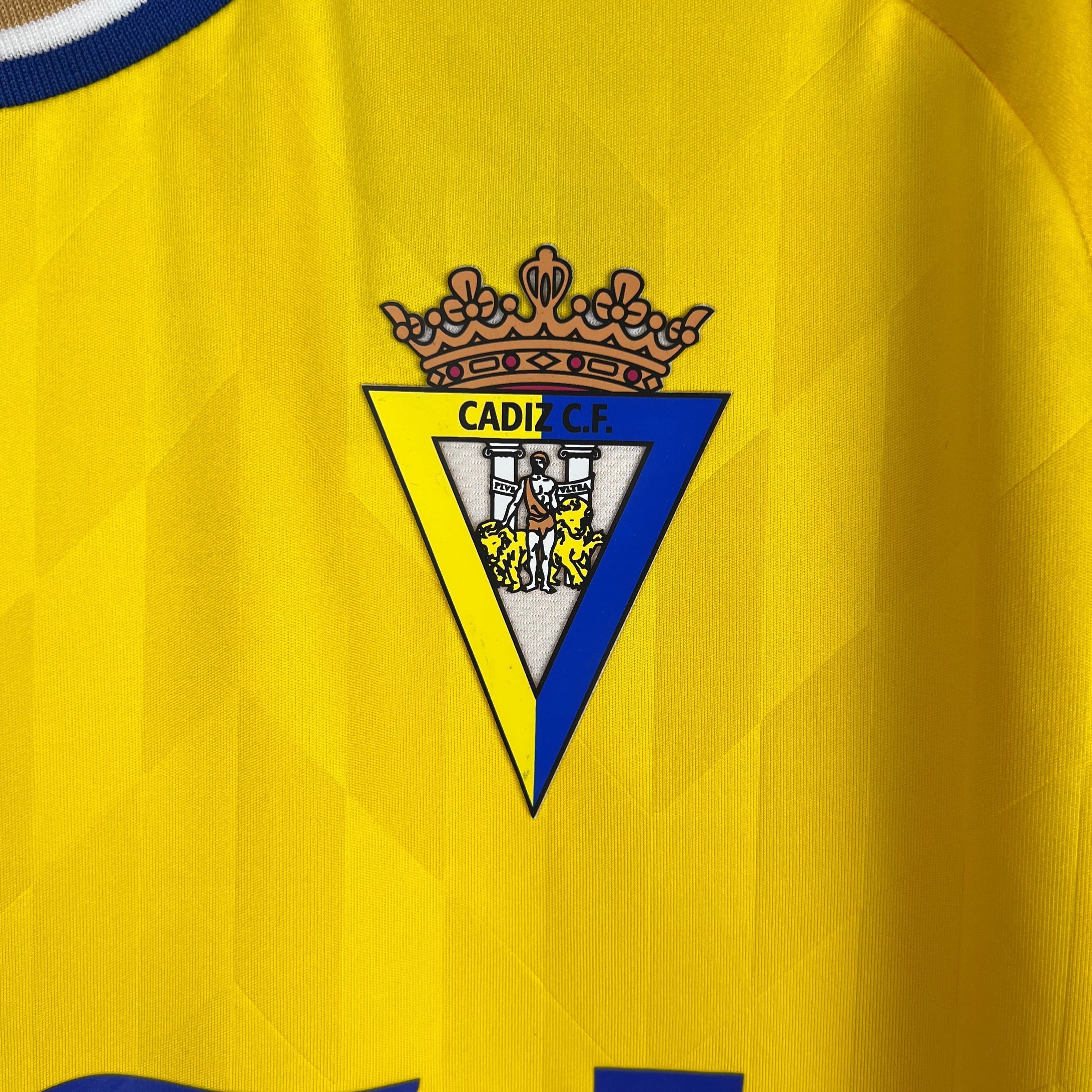 CAMISETA CADIZ I 23/24 HOMBRE (VERSIÓN FAN)