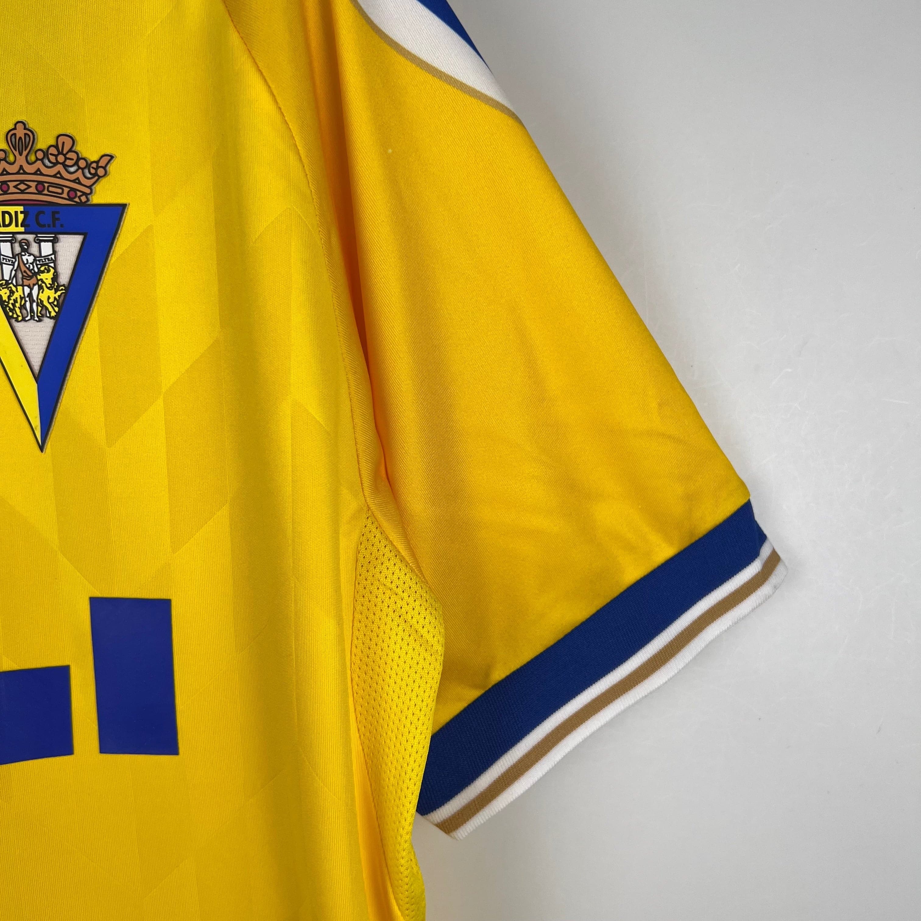 CAMISETA CADIZ I 23/24 HOMBRE (VERSIÓN FAN)