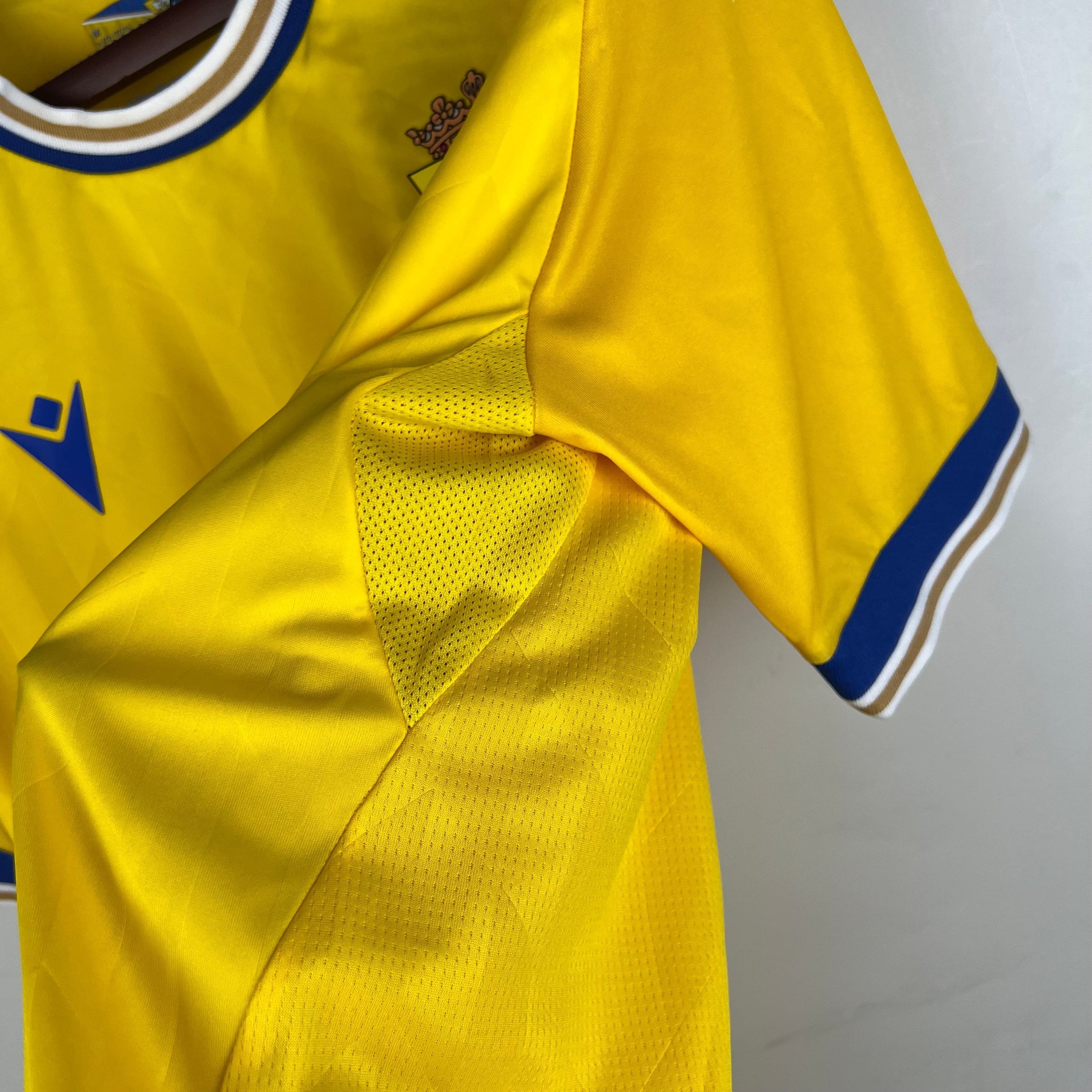 CAMISETA CADIZ I 23/24 HOMBRE (VERSIÓN FAN)