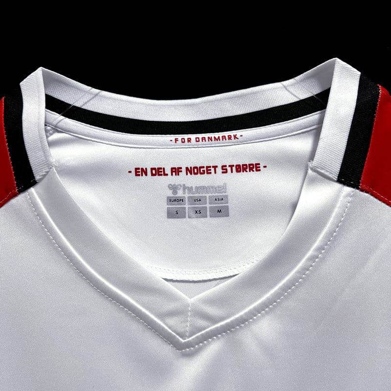 CAMISETA DINAMARCA II 23/24 HOMBRE (VERSIÓN FAN) - ZonaCamisetas