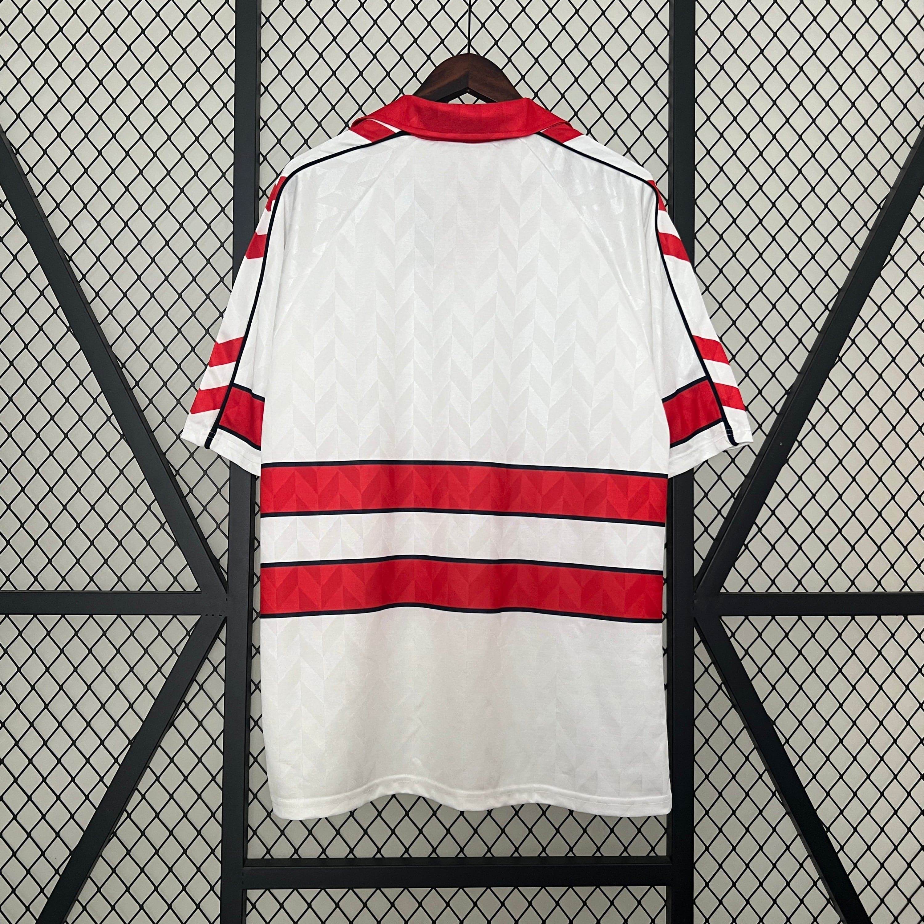 CAMISETA DINAMARCA Il 88 HOMBRE (RETRO) - ZonaCamisetas
