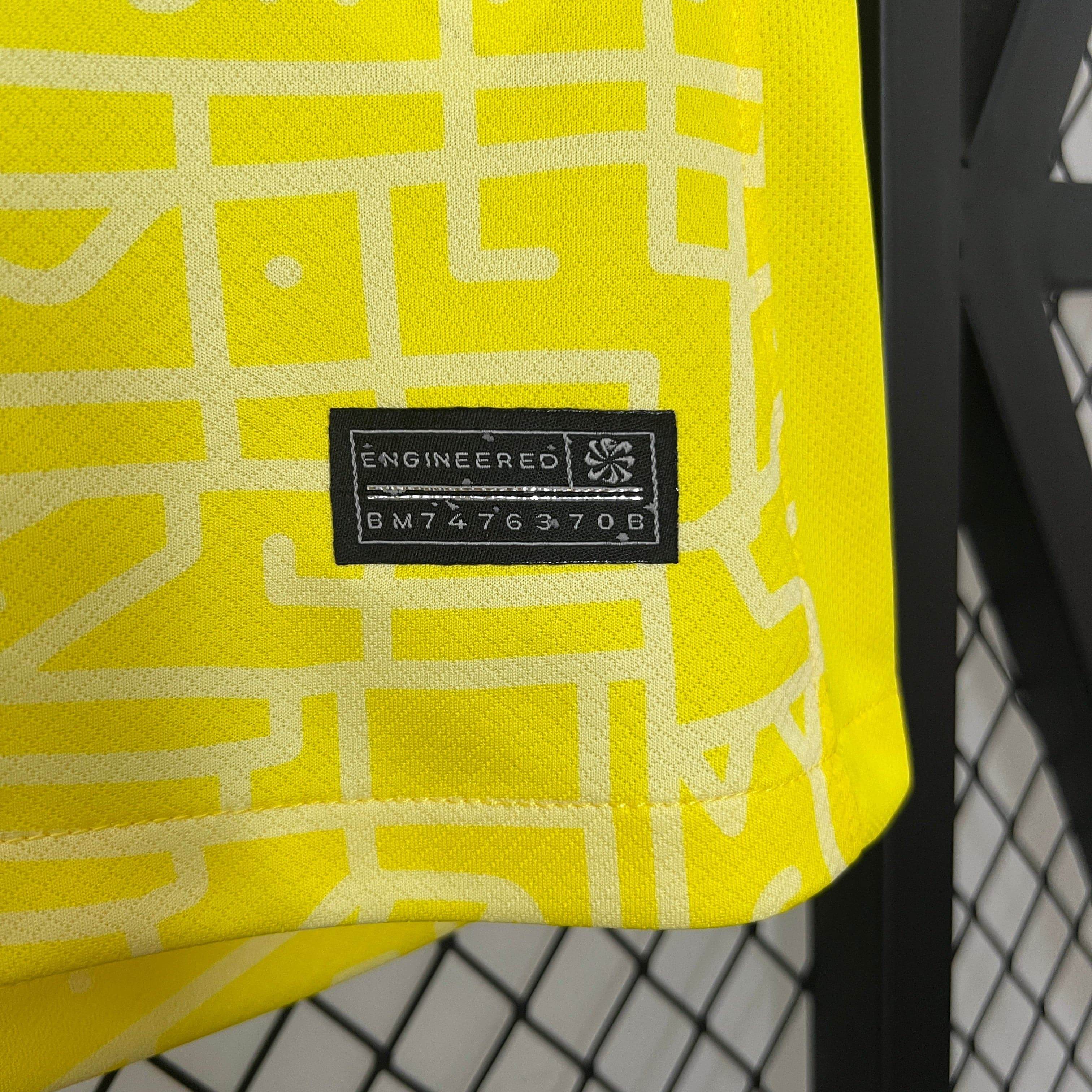 CAMISETA BRASIL I 2024 MUJER (VERSIÓN FAN) - ZonaCamisetas