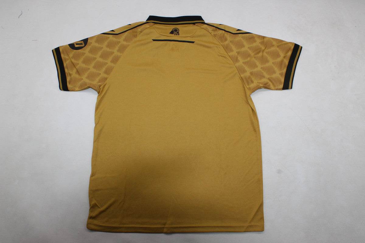 CAMISETA WREXHAM 24/25 HOMBRE (VERSIÓN FAN) - ZonaCamisetas
