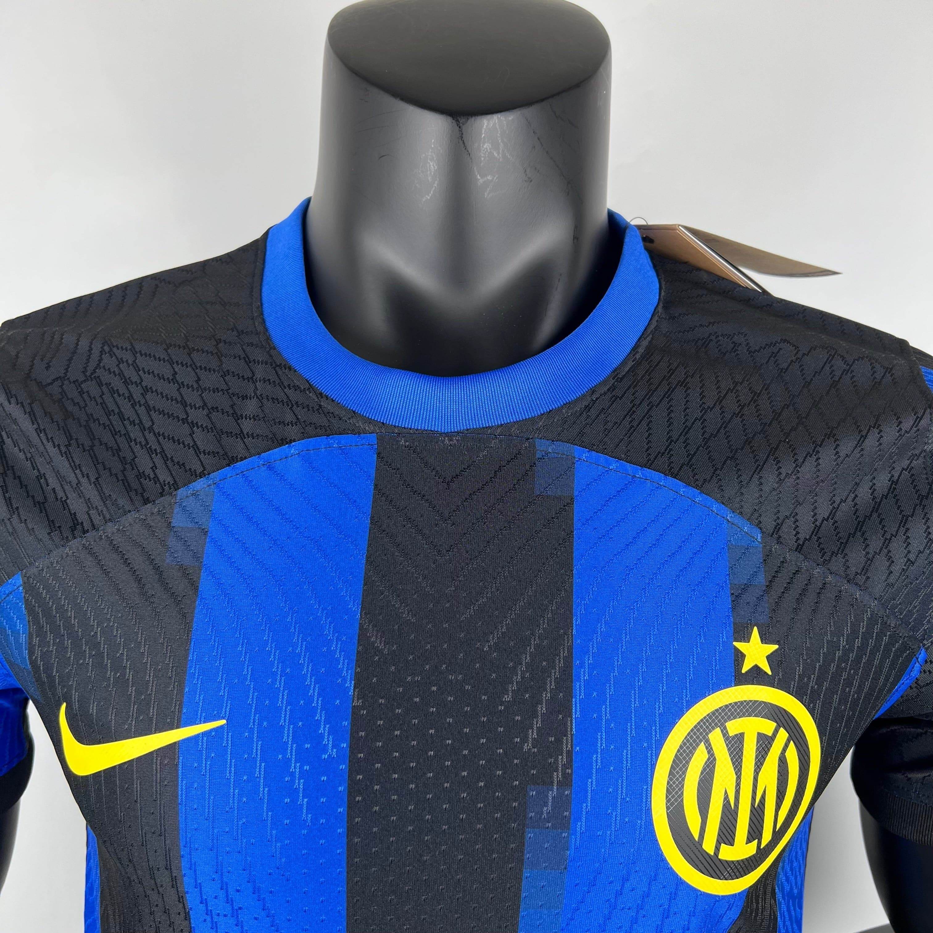 CAMISETA INTER DE MILAN I 23/24 HOMBRE (VERSIÓN JUGADOR) - ZonaCamisetas