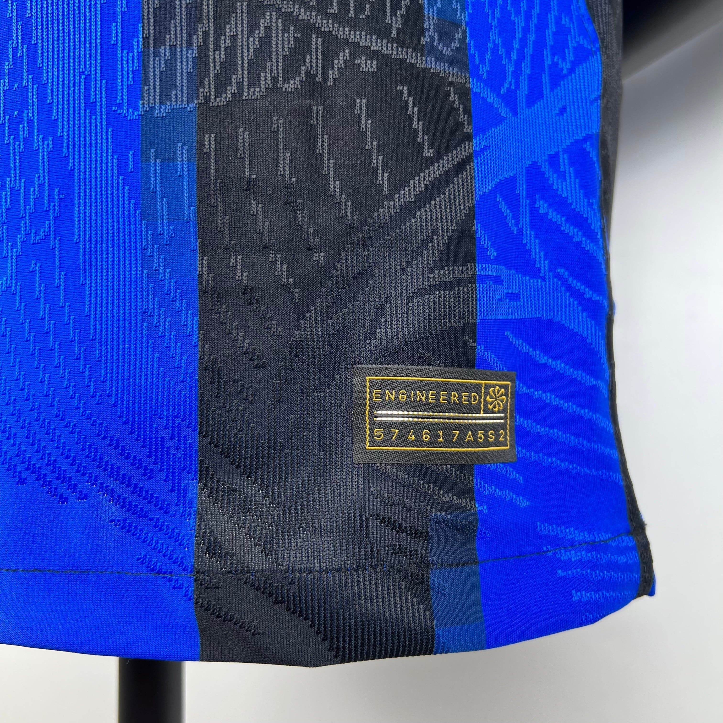 CAMISETA INTER DE MILAN I 23/24 HOMBRE (VERSIÓN JUGADOR) - ZonaCamisetas