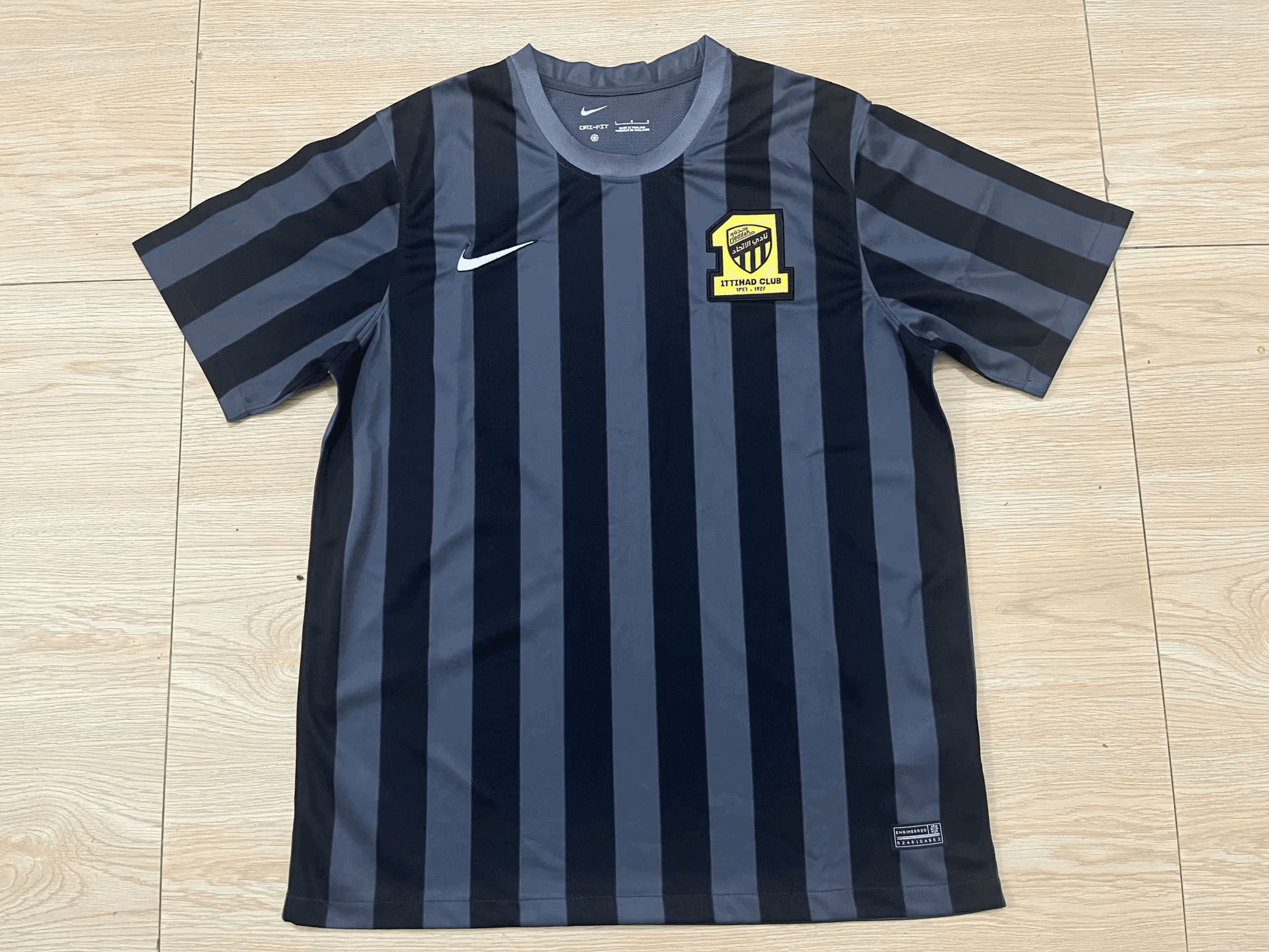 CAMISETA AL ITTIHAD JEDDAH II 23/24 HOMBRE (VERSIÓN FAN) - ZonaCamisetas