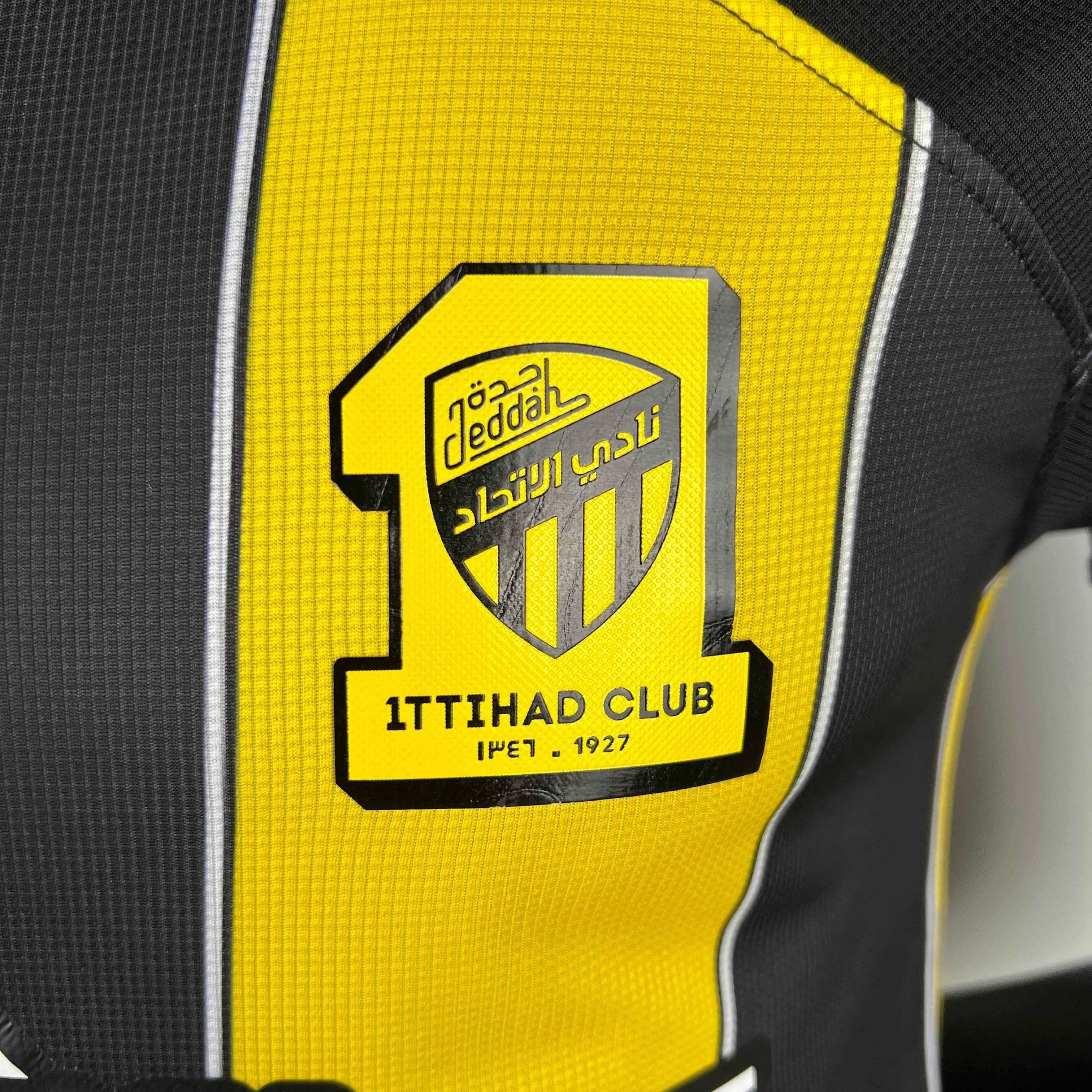 CAMISETA AL ITTIHAD JEDDAH I 23/24 HOMBRE (VERSIÓN JUGADOR) - ZonaCamisetas