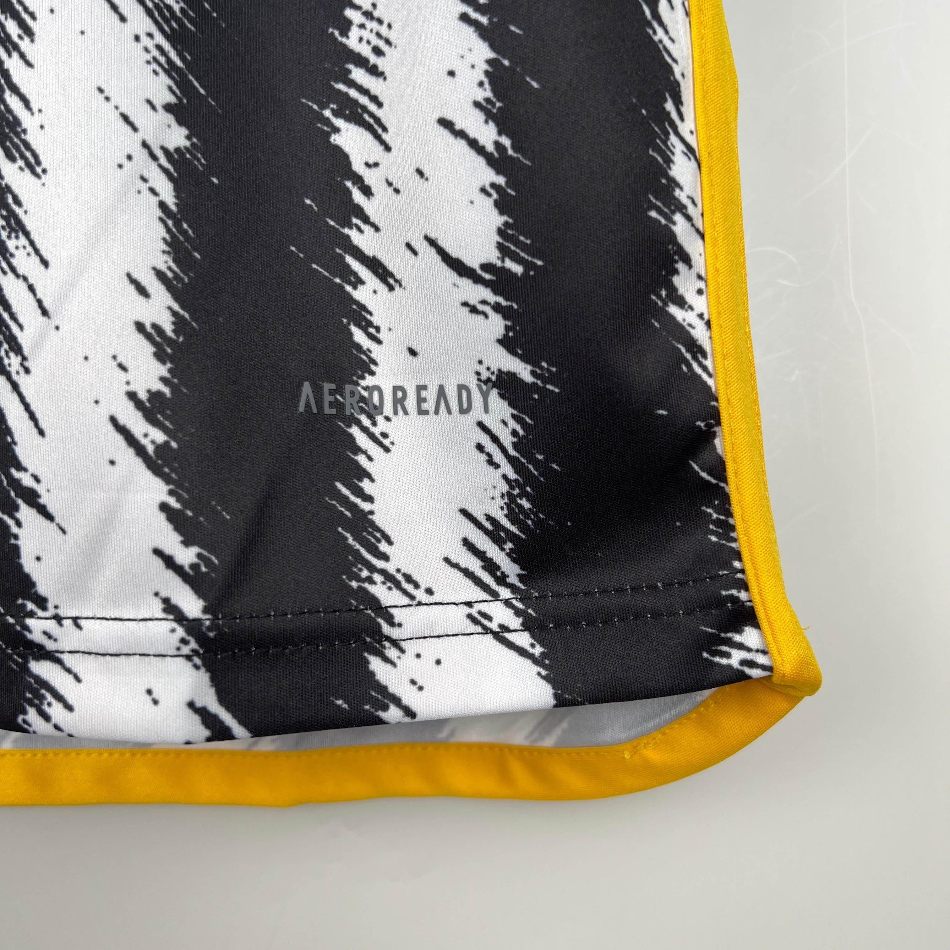 CAMISETA JUVENTUS I 23/24 HOMBRE (VERSIÓN FAN) - ZonaCamisetas