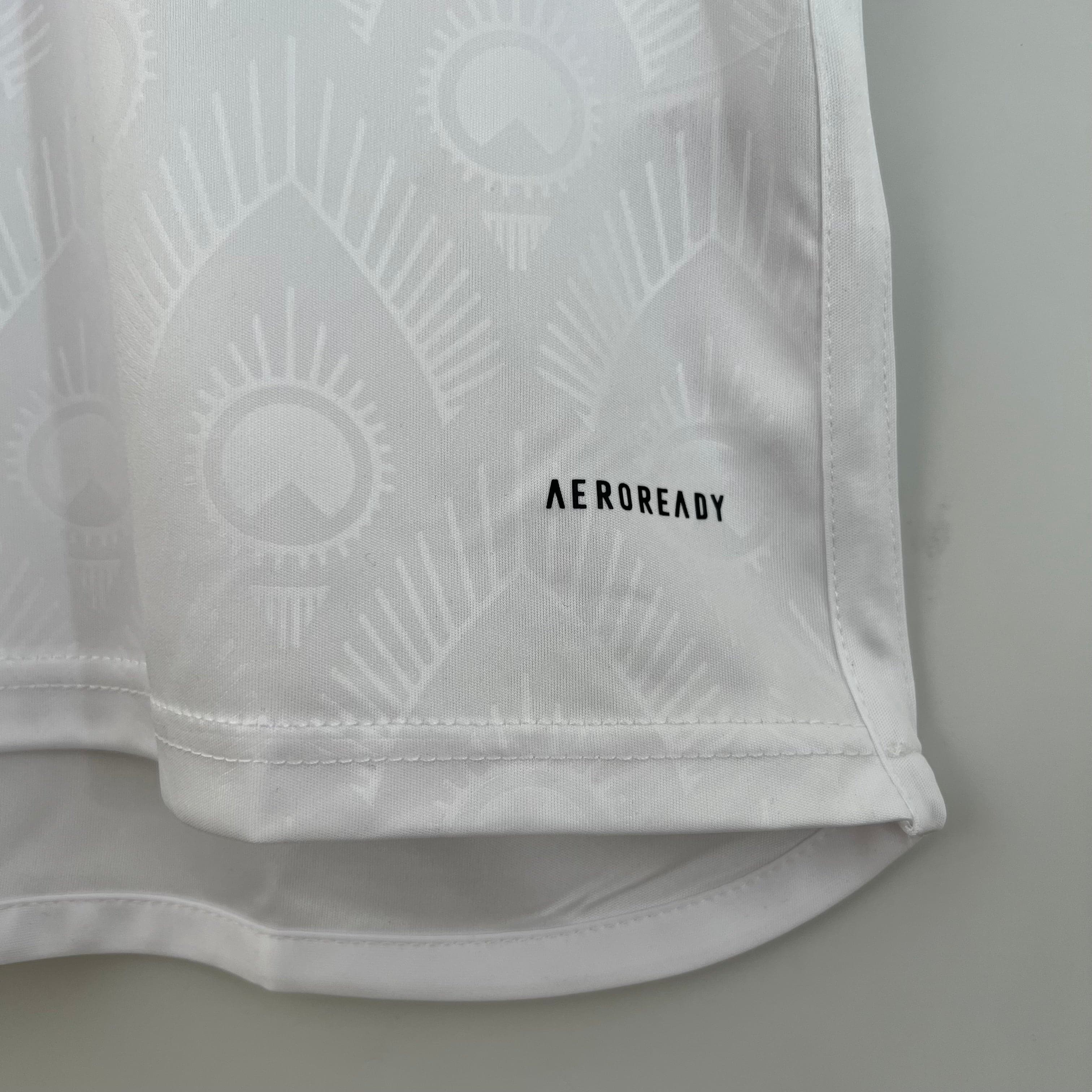 CAMISETA LEEDS l 23/24 HOMBRE (VERSIÓN FAN)