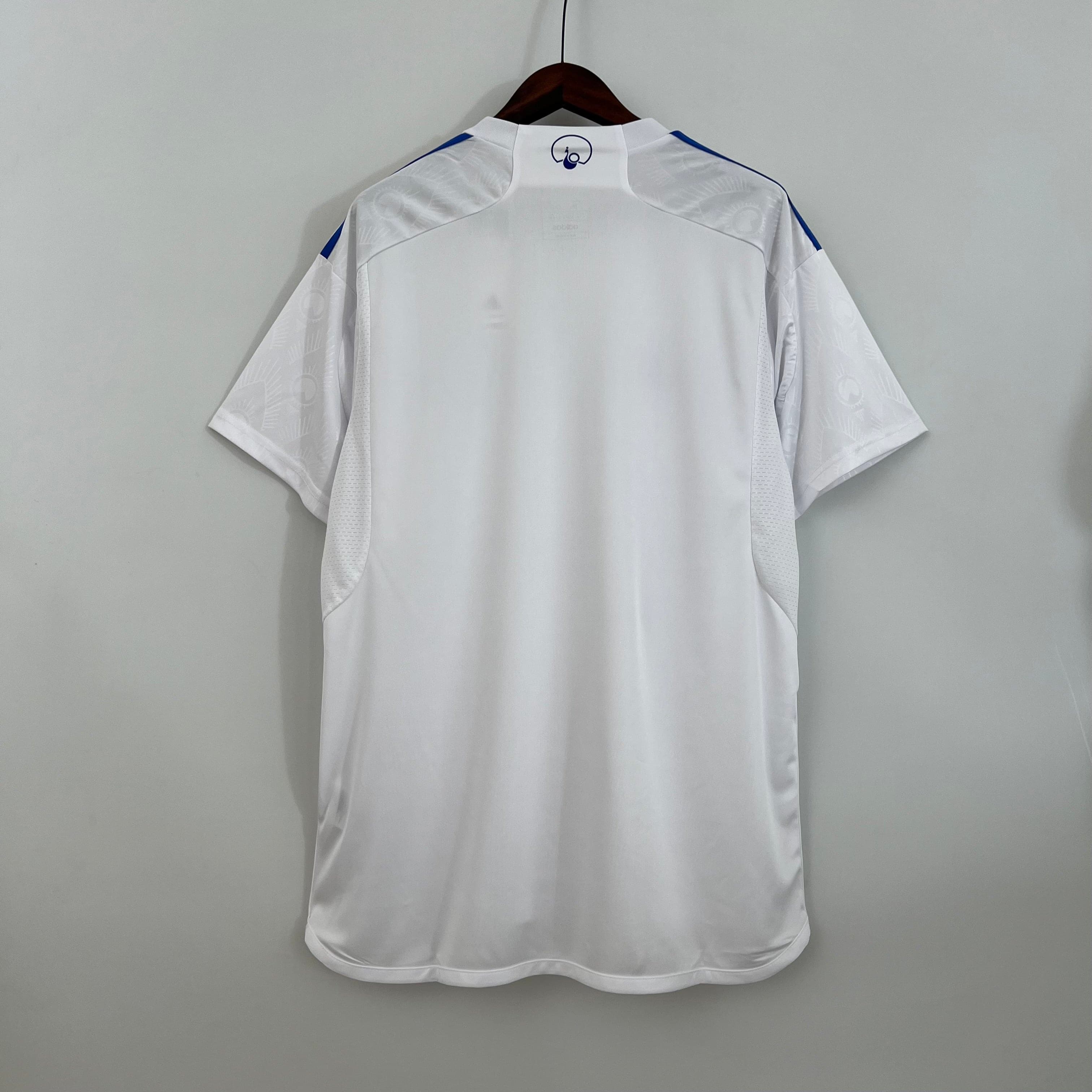 CAMISETA LEEDS l 23/24 HOMBRE (VERSIÓN FAN)