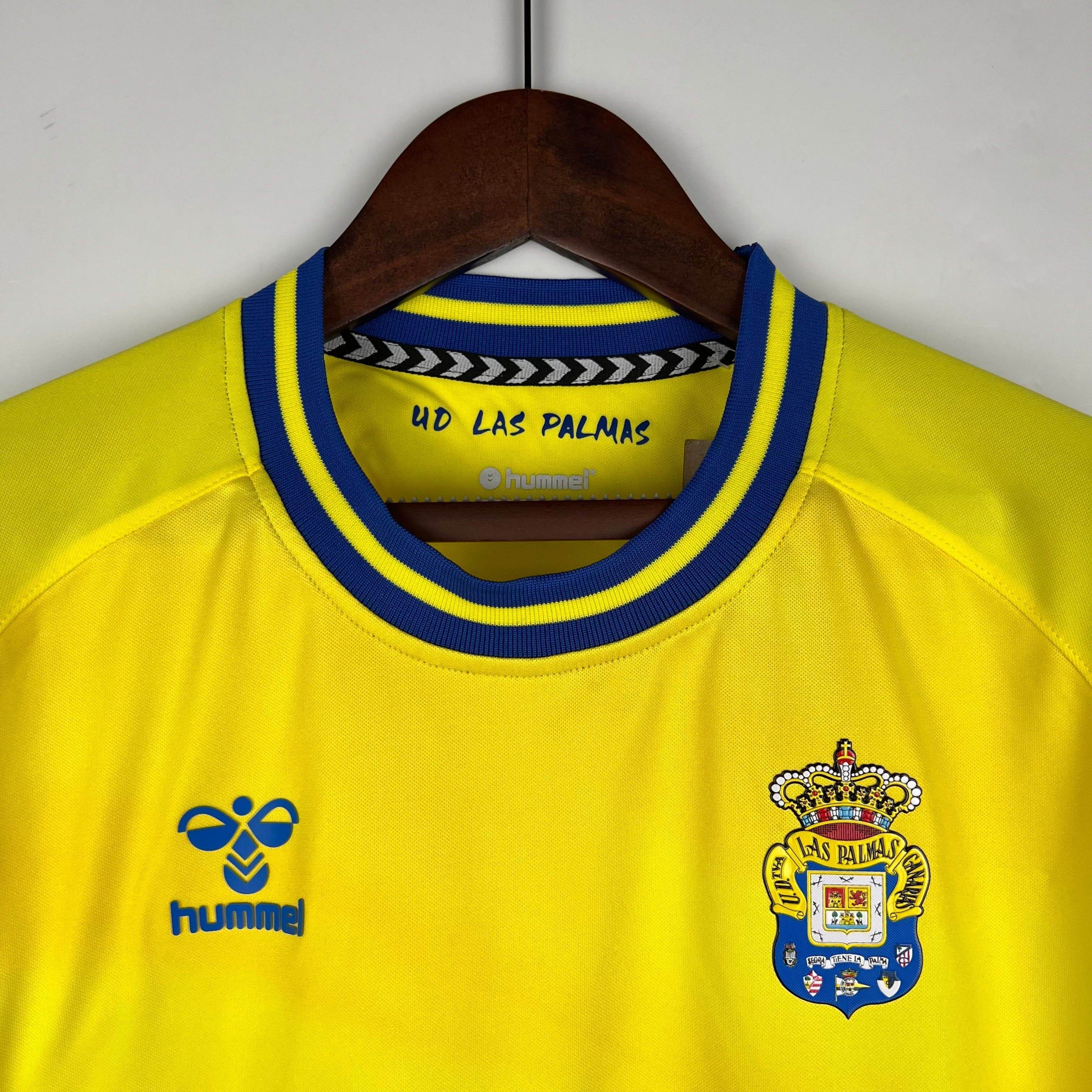 CAMISETA LAS PALMAS I 23/24 HOMBRE (VERSIÓN FAN) - ZonaCamisetas