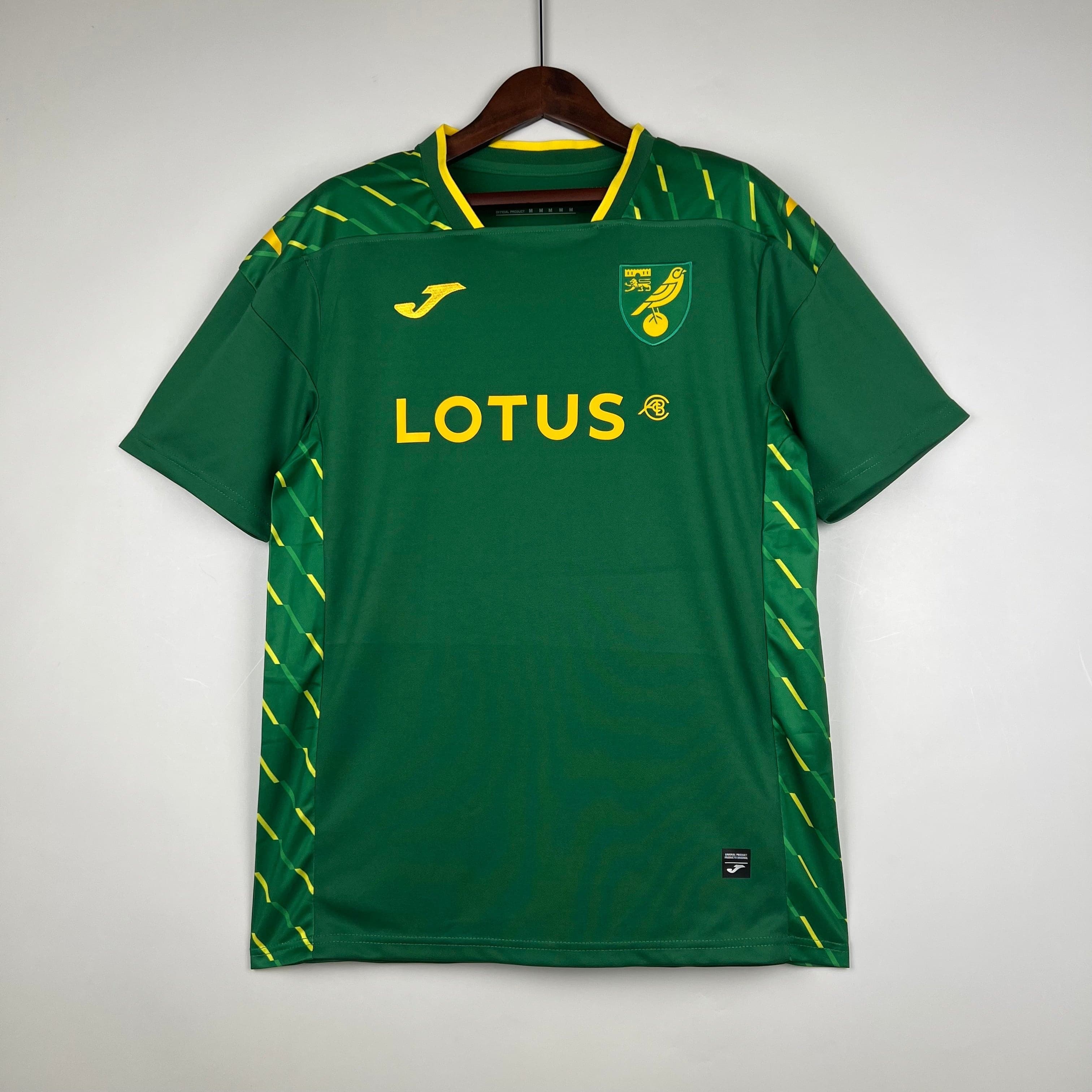 CAMISETA NORWICH II 23/24 HOMBRE (VERSIÓN FAN)
