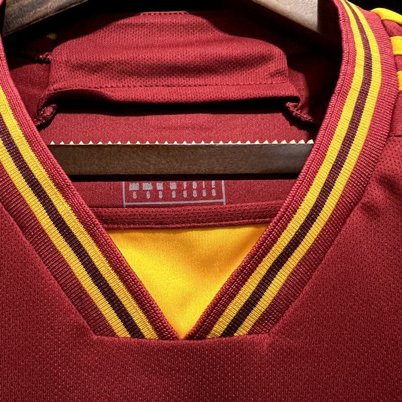 CAMISETA ROMA I 23/24 HOMBRE (VERSIÓN FAN)