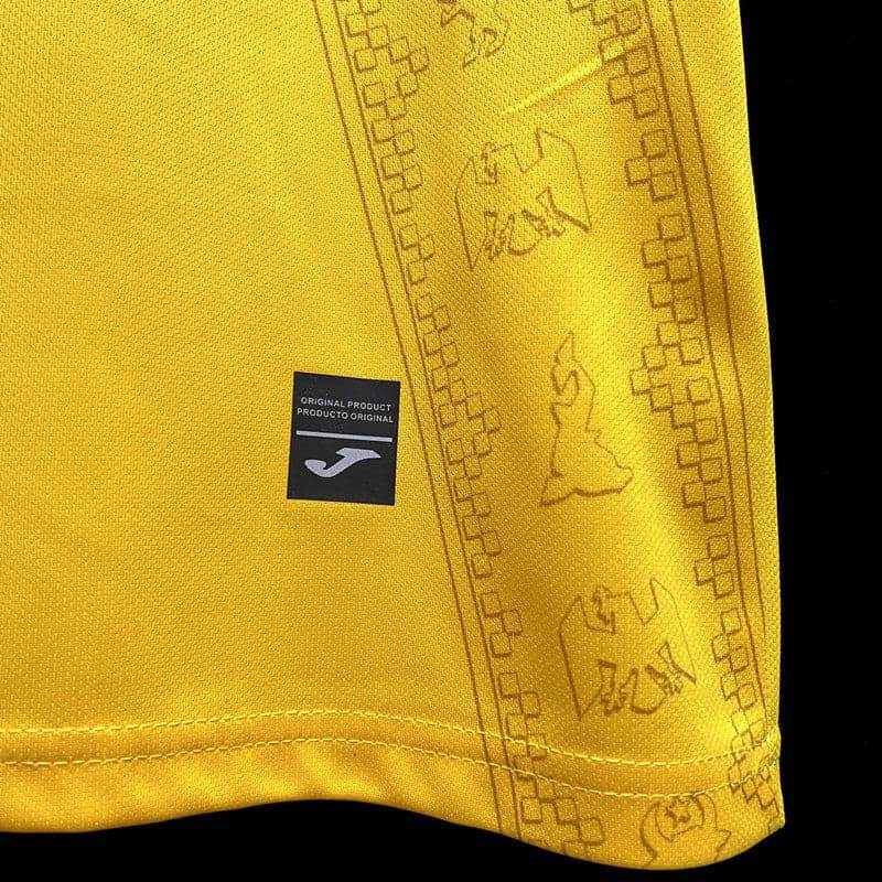 CAMISETA RUMANIA I 23/24 HOMBRE (VERSIÓN FAN) - ZonaCamisetas