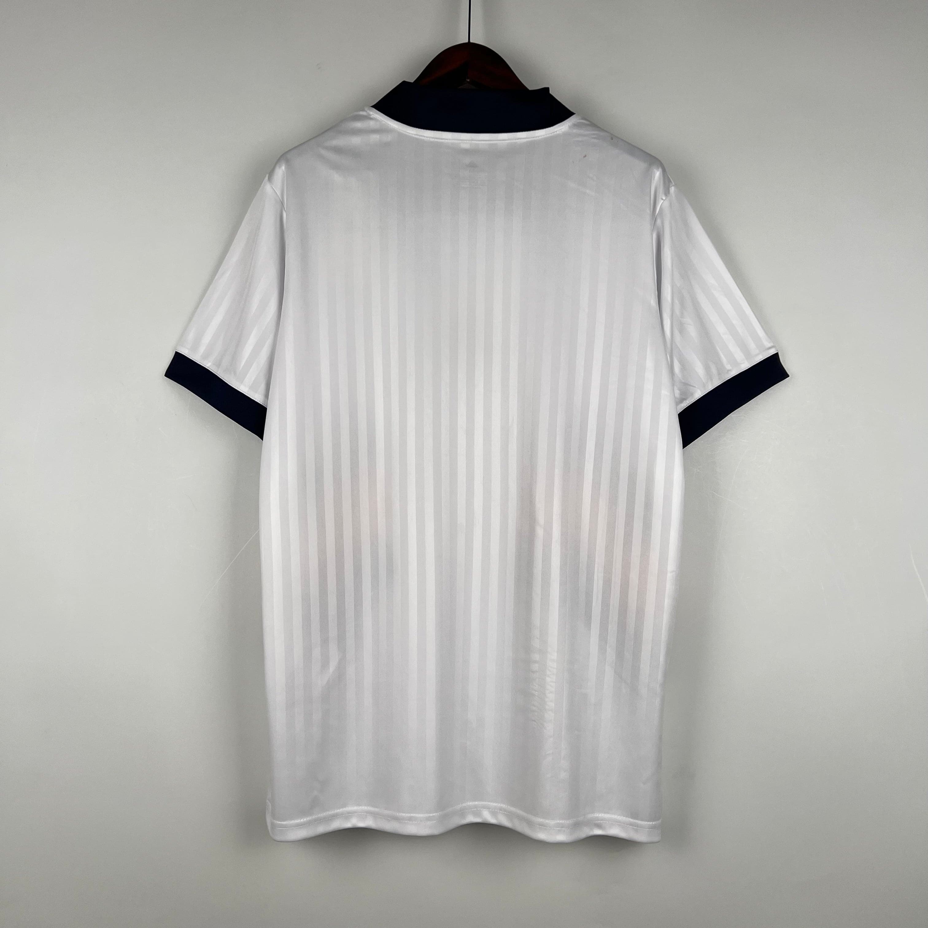 CAMISETA REAL MADRID EDICIÓN ESPECIAL I 23/24 HOMBRE (VERSIÓN FAN)