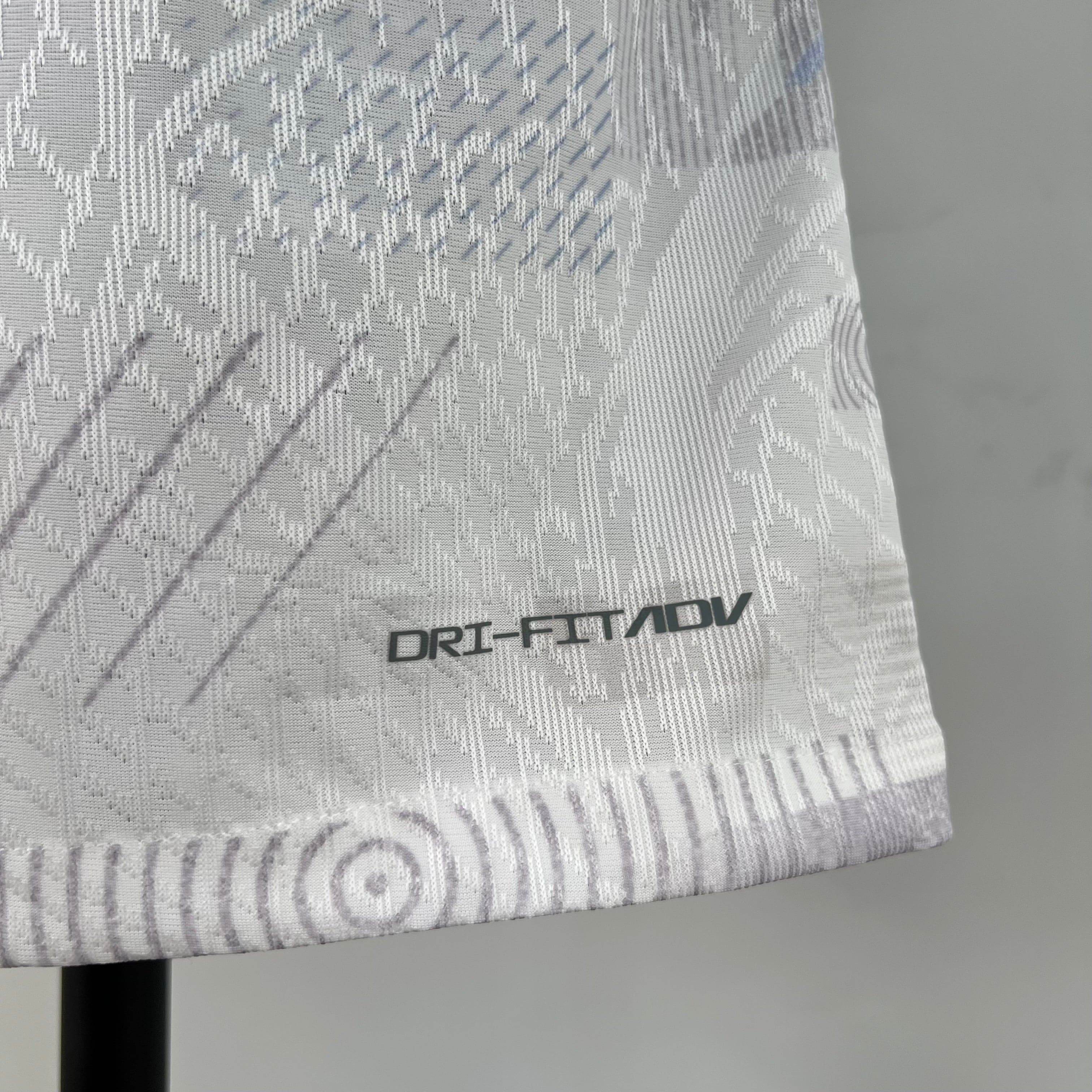 CAMISETA TOTTENHAM l 23/24 HOMBRE (VERSIÓN JUGADOR) - ZonaCamisetas