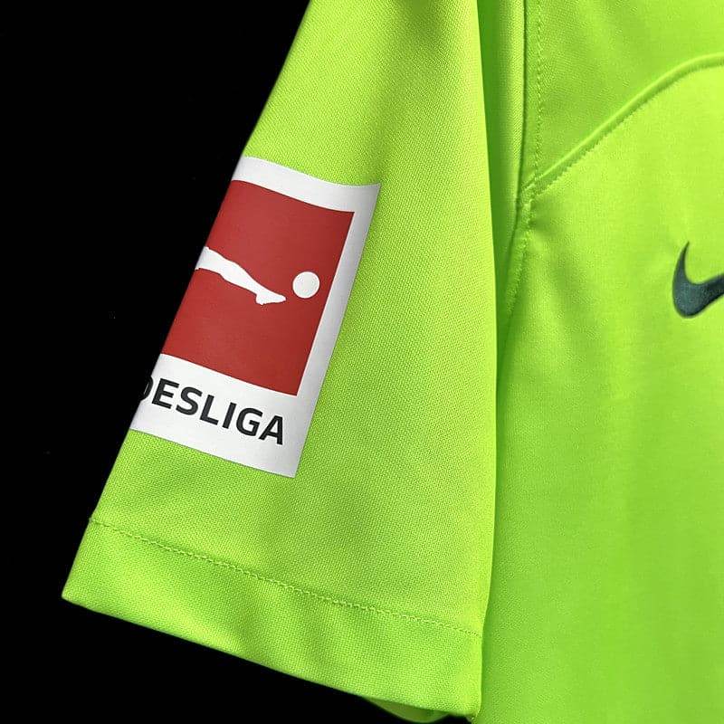 CAMISETA WOLFSBURG I 23/24 HOMBRE (VERSIÓN FAN) - ZonaCamisetas