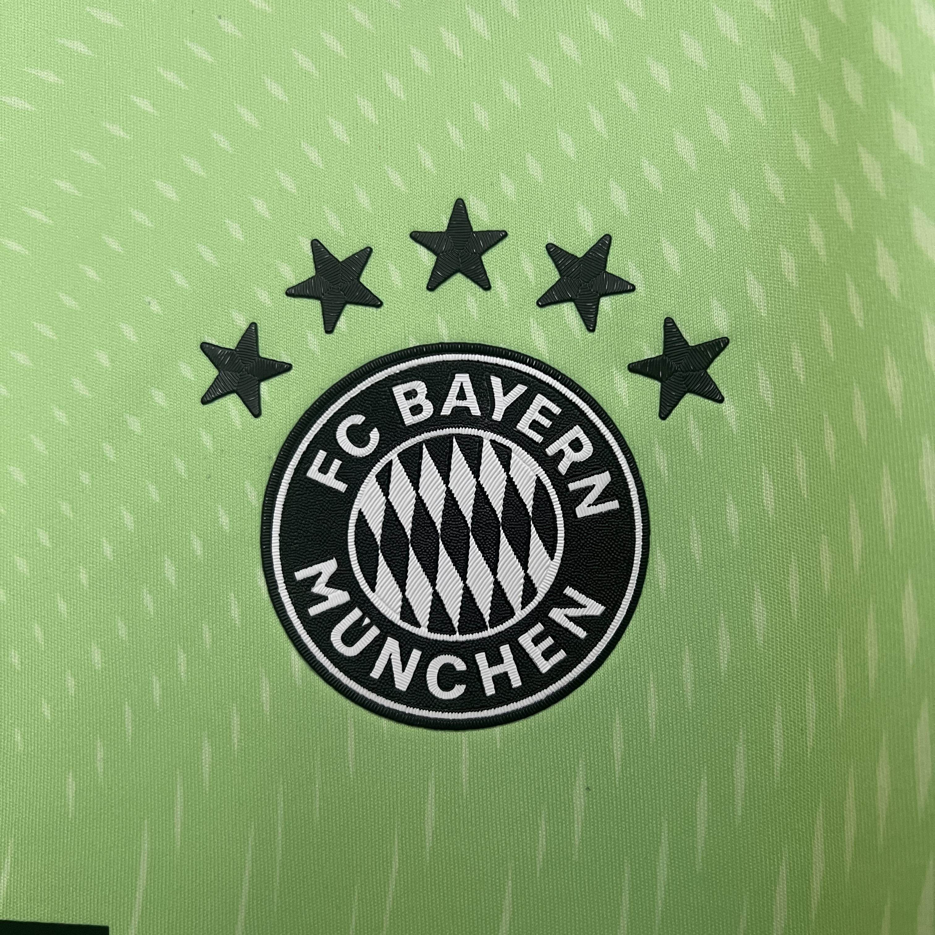 CAMISETA PORTERO BAYERN MUNICH I 25/26 HOMBRE (VERSIÓN FAN) - ZonaCamisetas