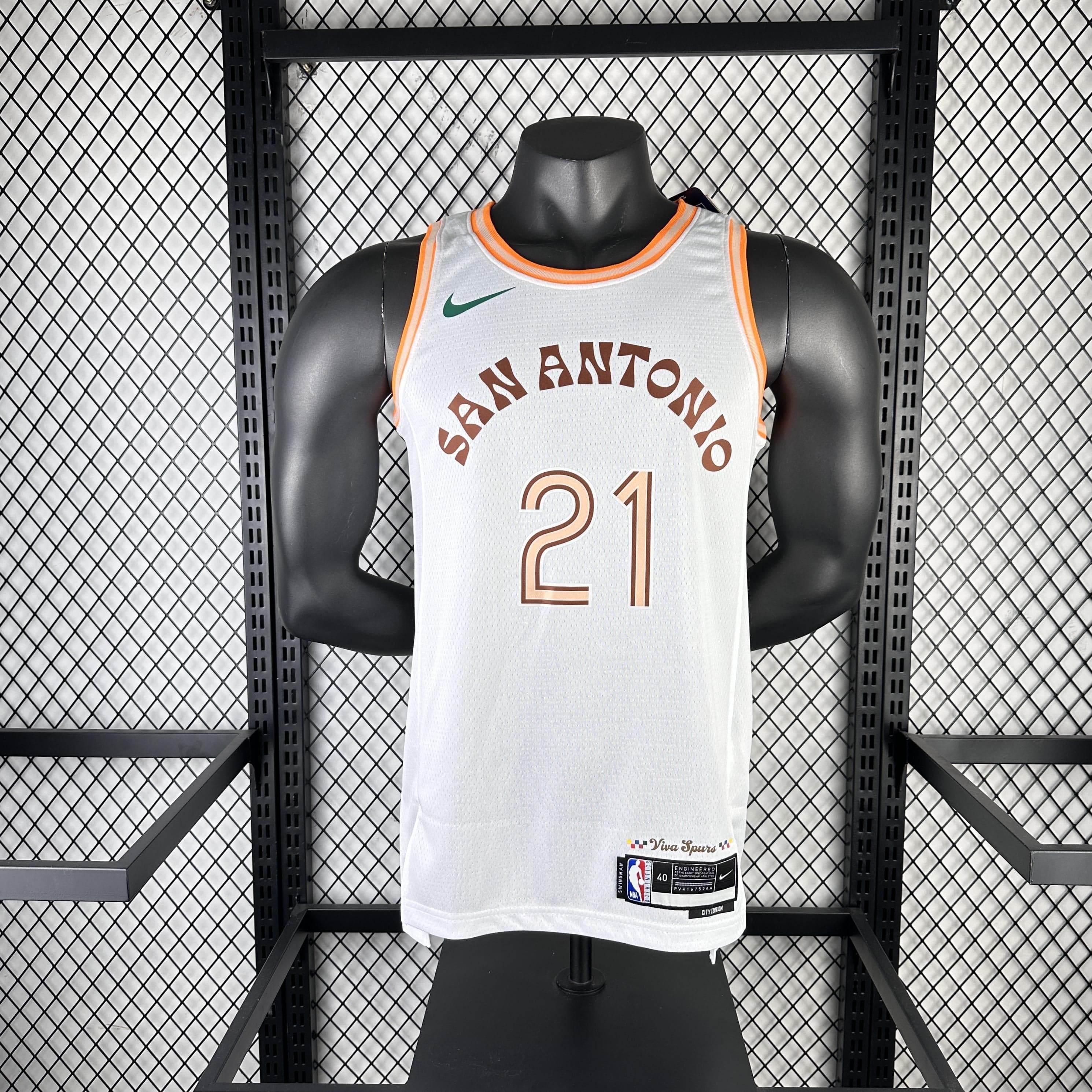 CAMISETA SPURS SEASON 24 HOMBRE EDICIÓN DUNCAN (NBA) - ZonaCamisetas