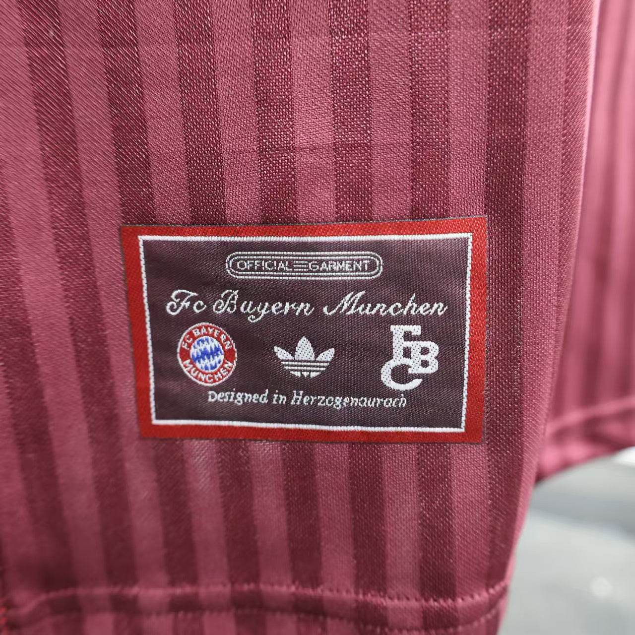 CAMISETA BAYERN DE MUNICH I 25/26 HOMBRE (VERSIÓN JUGADOR) - ZonaCamisetas