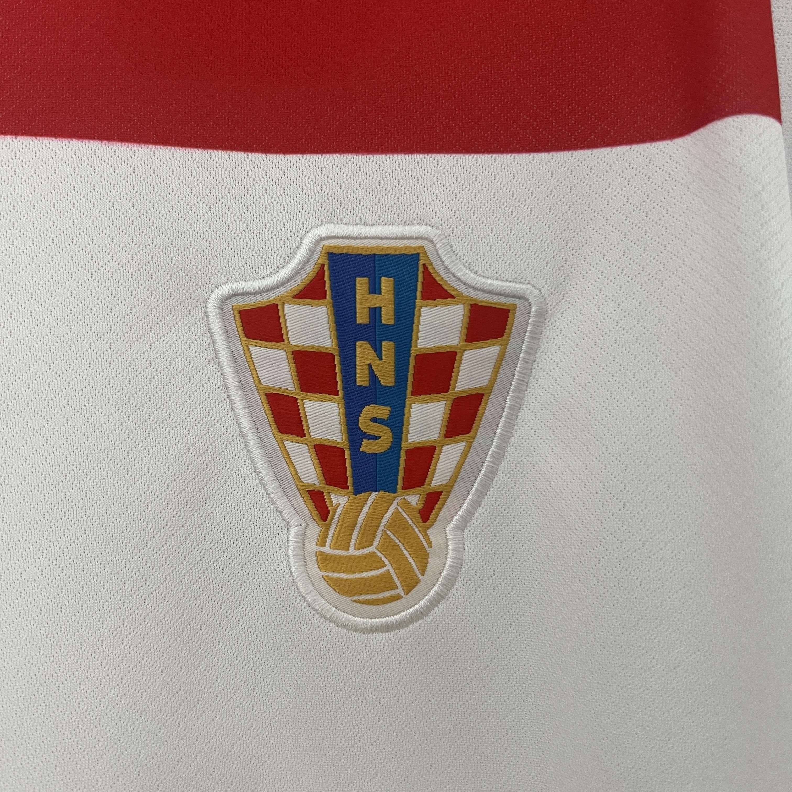ZonaCamisetas CROACIA I EURO 2024 HOMBRE (VERSIÓN FAN) La Pelota Mundo CROACIA CROATIA