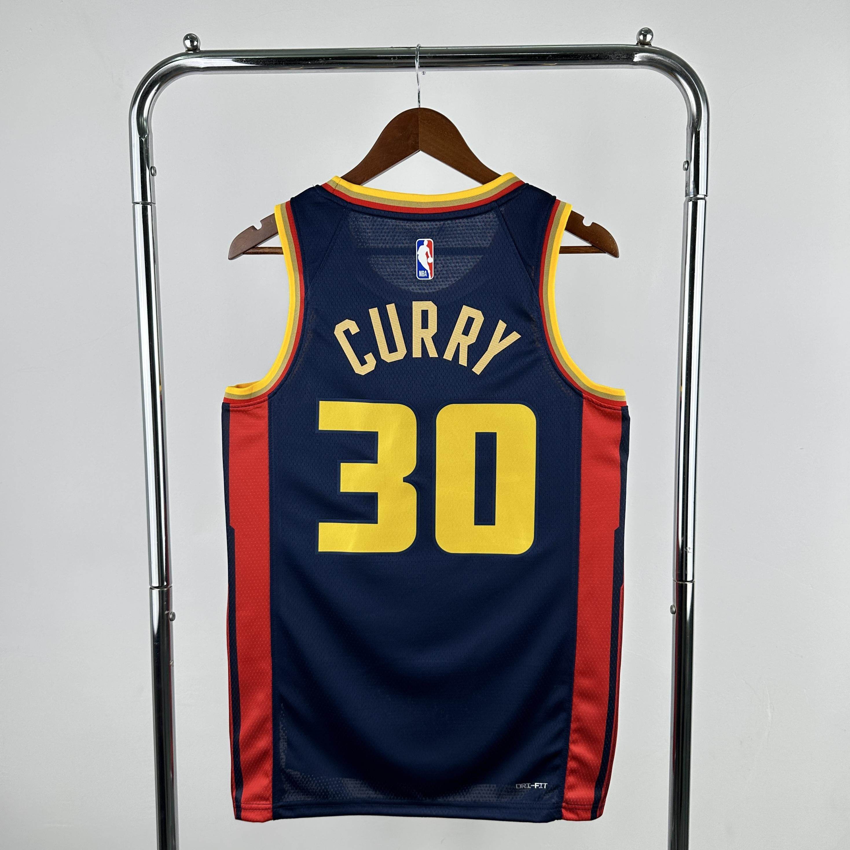 CAMISETA WARRIORS SEASON 25 HOMBRE EDICIÓN CURRY (NBA) - ZonaCamisetas