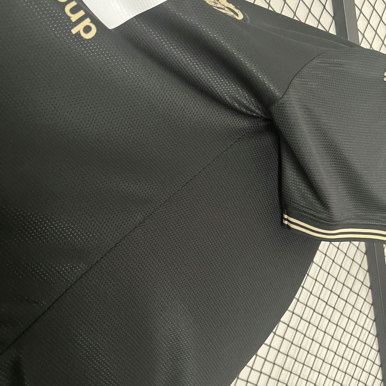 CAMISETA VALENCIA I 24/25 HOMBRE (VERSIÓN FAN)