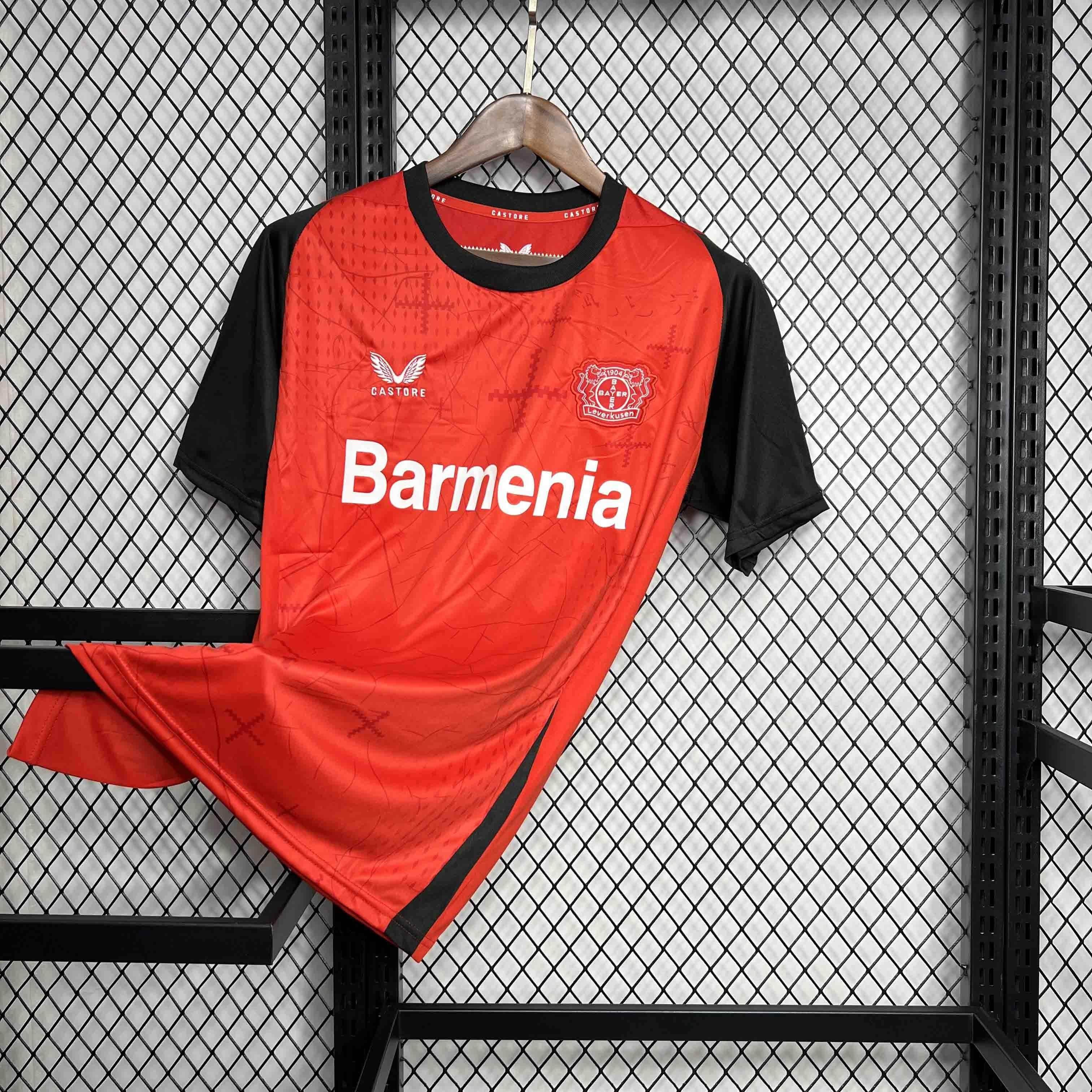 CAMISETA BAYERN LEVERKUSEN I 24/25 HOMBRE (VERSIÓN FAN) - ZonaCamisetas