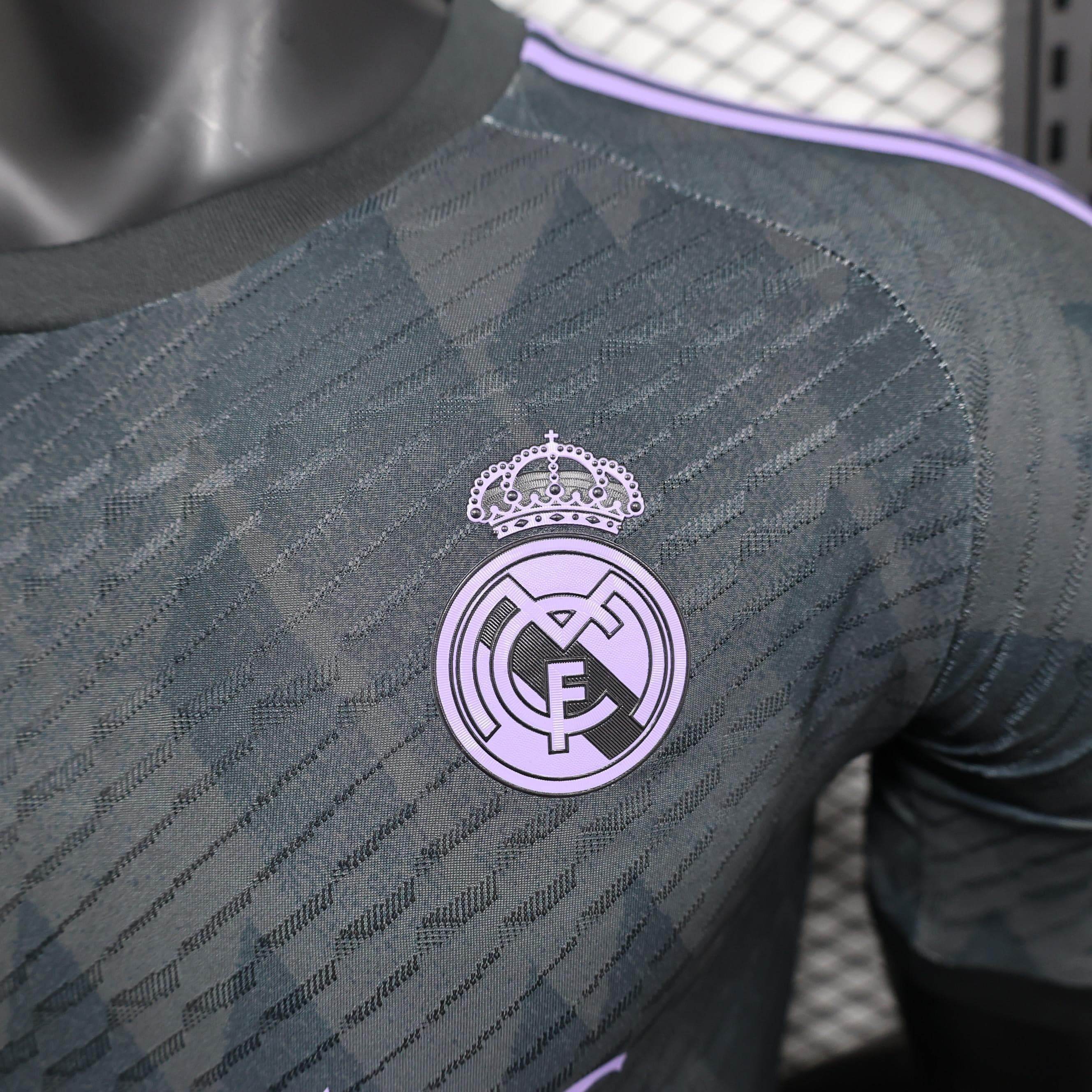 CAMISETA REAL MADRID EDICION ESPECIAL 24/25 HOMBRE (VERSION JUGADOR) - ZonaCamisetas