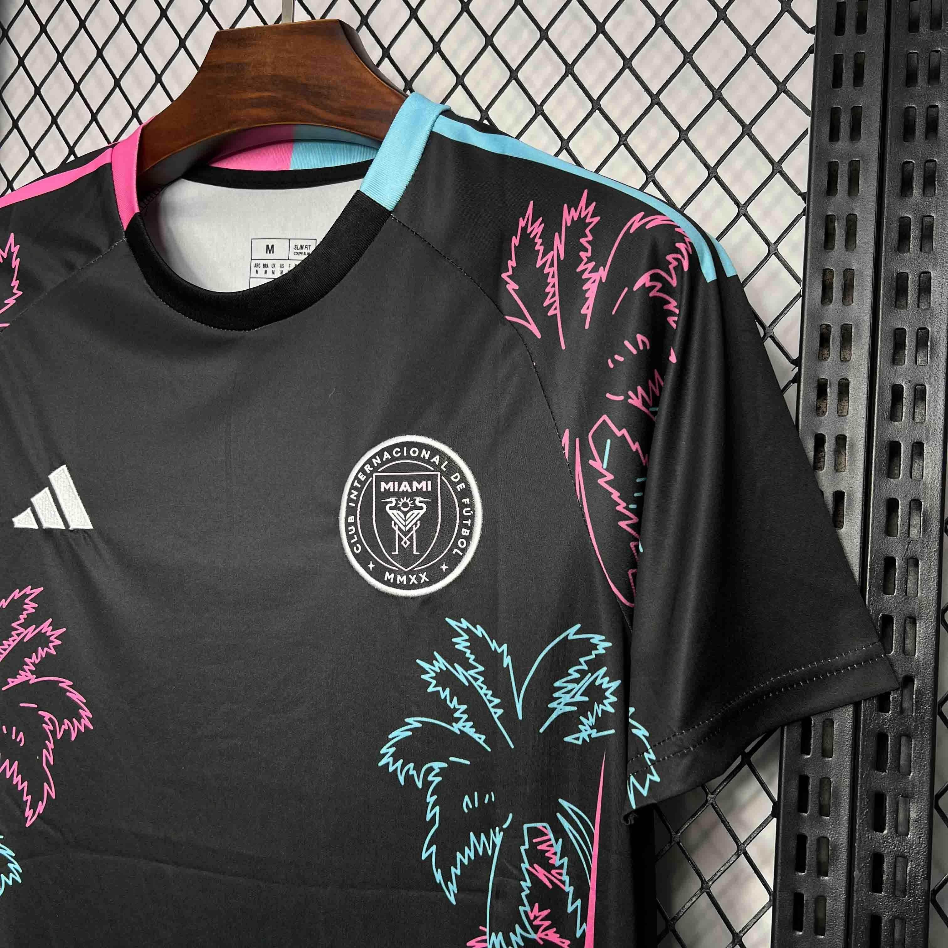 CAMISETA INTER MIAMI EDICION ESPECIAL l 24/25 HOMBRE (VERSIÓN FAN) - ZonaCamisetas