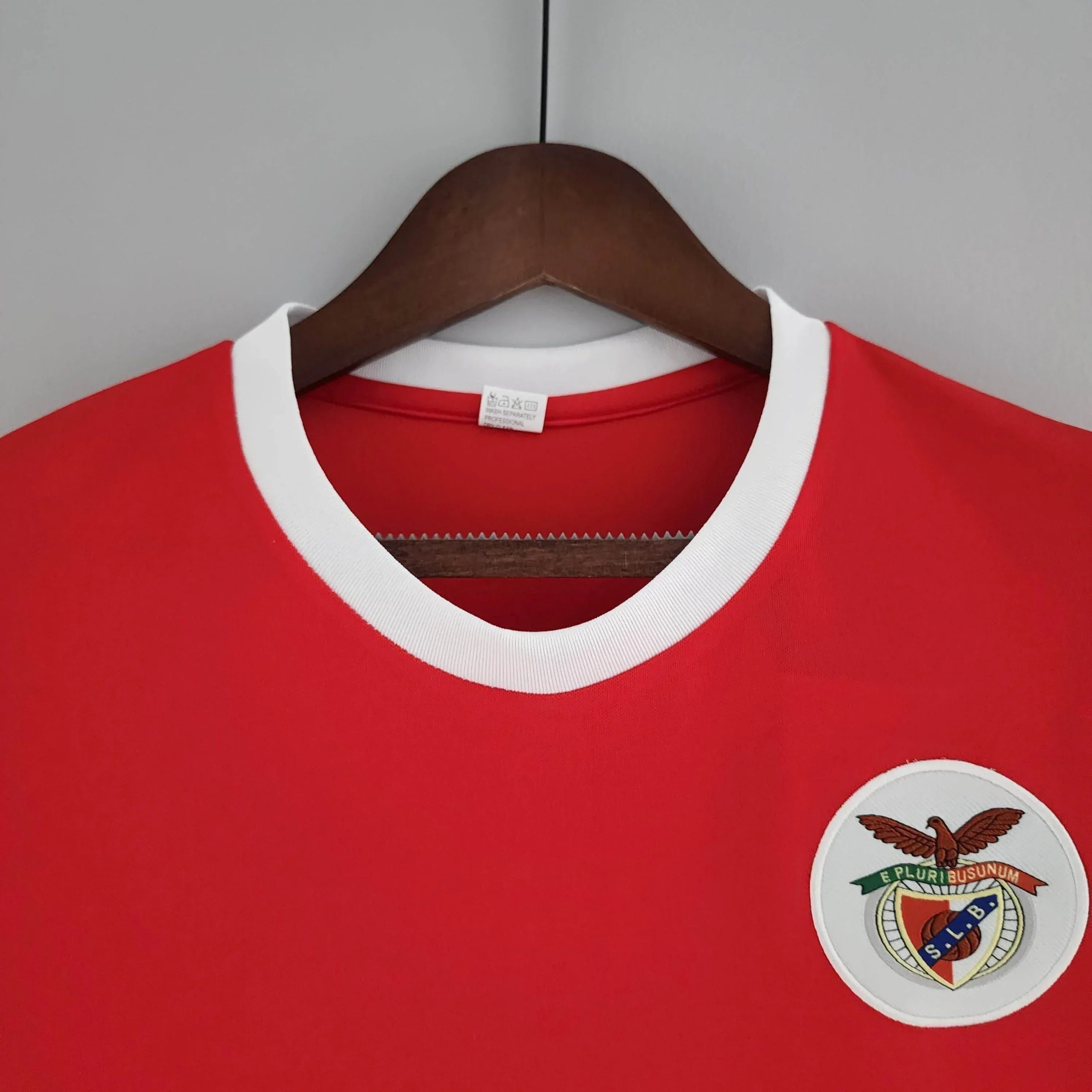 CAMISETA BENFICA I 73/74 HOMBRE (RETRO) - Zona Camisetas