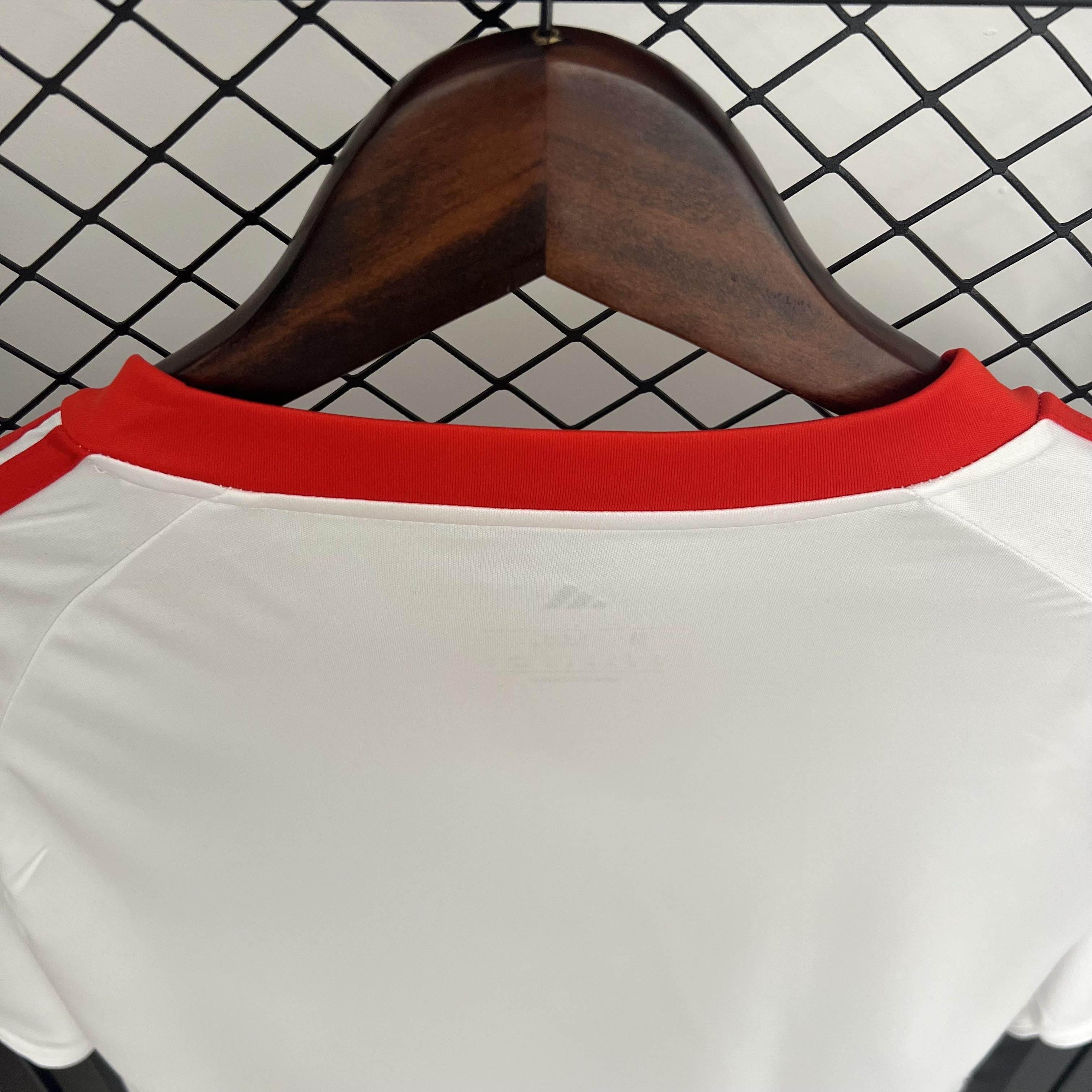 CAMISETA SEVILLA I 25/26 HOMBRE (VERSIÓN FAN) - ZonaCamisetas