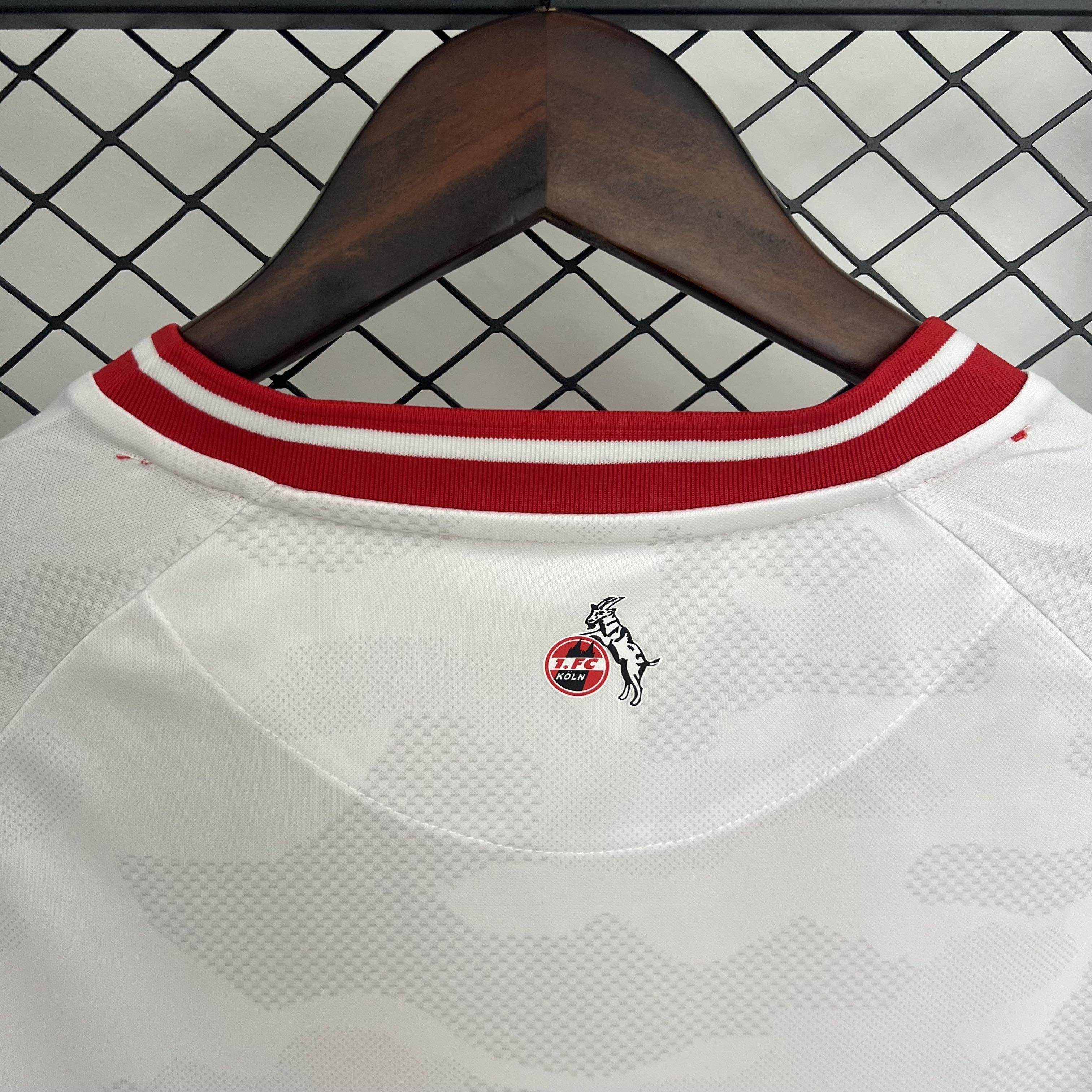 CAMISETA FC KOLN I 25/26 HOMBRE (VERSIÓN FAN) - ZonaCamisetas