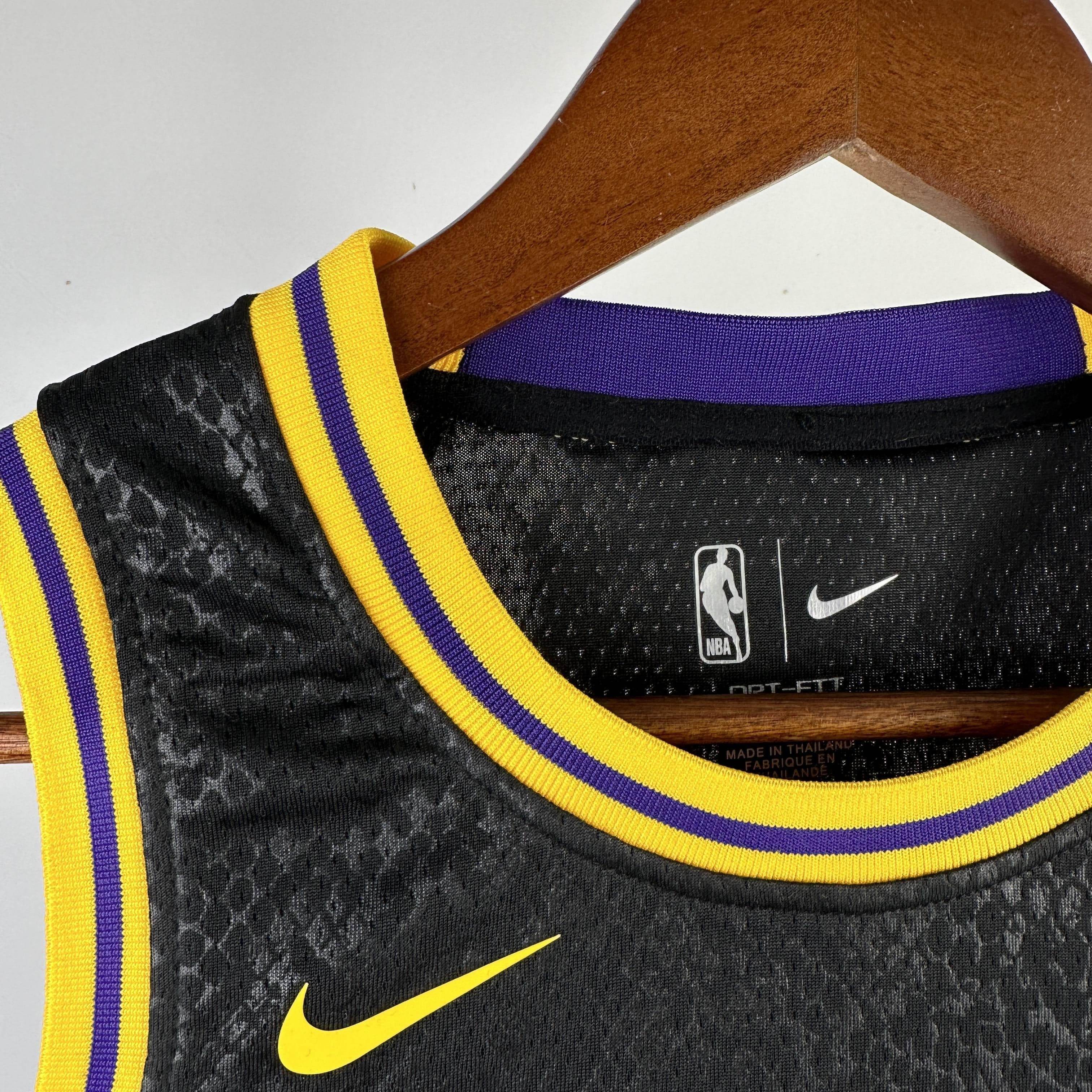 CAMISETA LAKERS SEASON 24 HOMBRE EDICION JAMES (NBA) - ZonaCamisetas