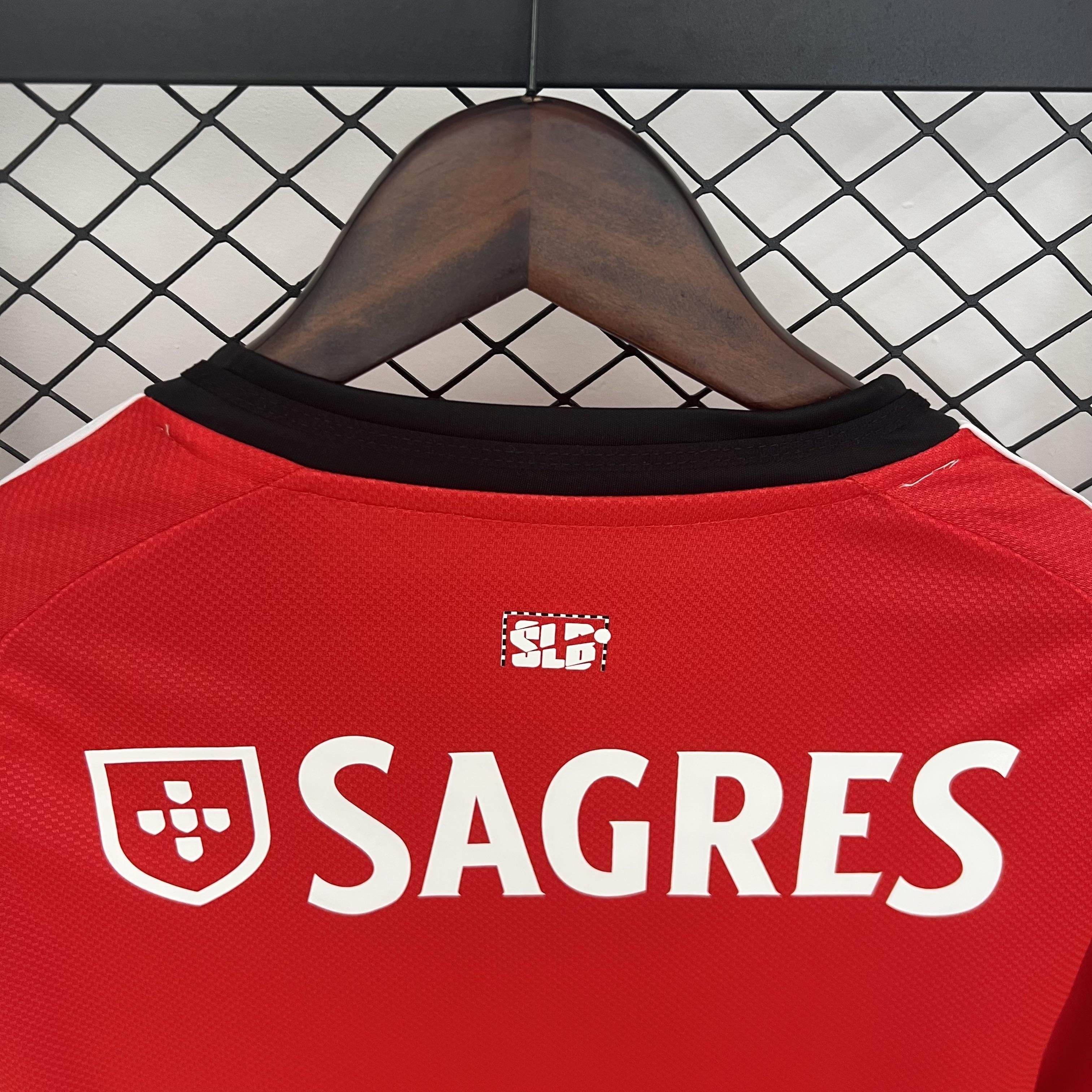 CAMISETA BENFICA I 25/26 HOMBRE (VERSIÓN FAN) MANGA LARGA - ZonaCamisetas
