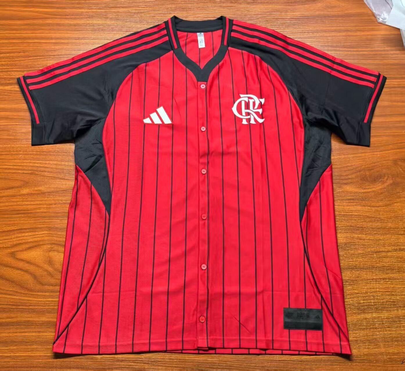 CAMISETA FLAMENGO EDICIÓN MLB (VERSIÓN FAN) - ZonaCamisetas