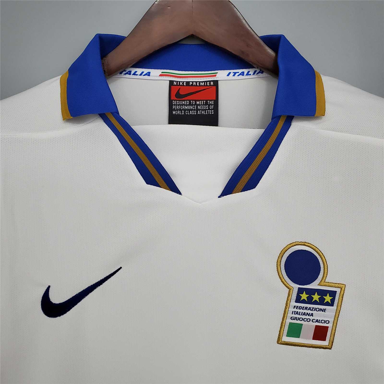ZonaCamisetas ITALIA lI 1996 HOMBRE (RETRO) La Pelota Mundo ITALIA ITALY