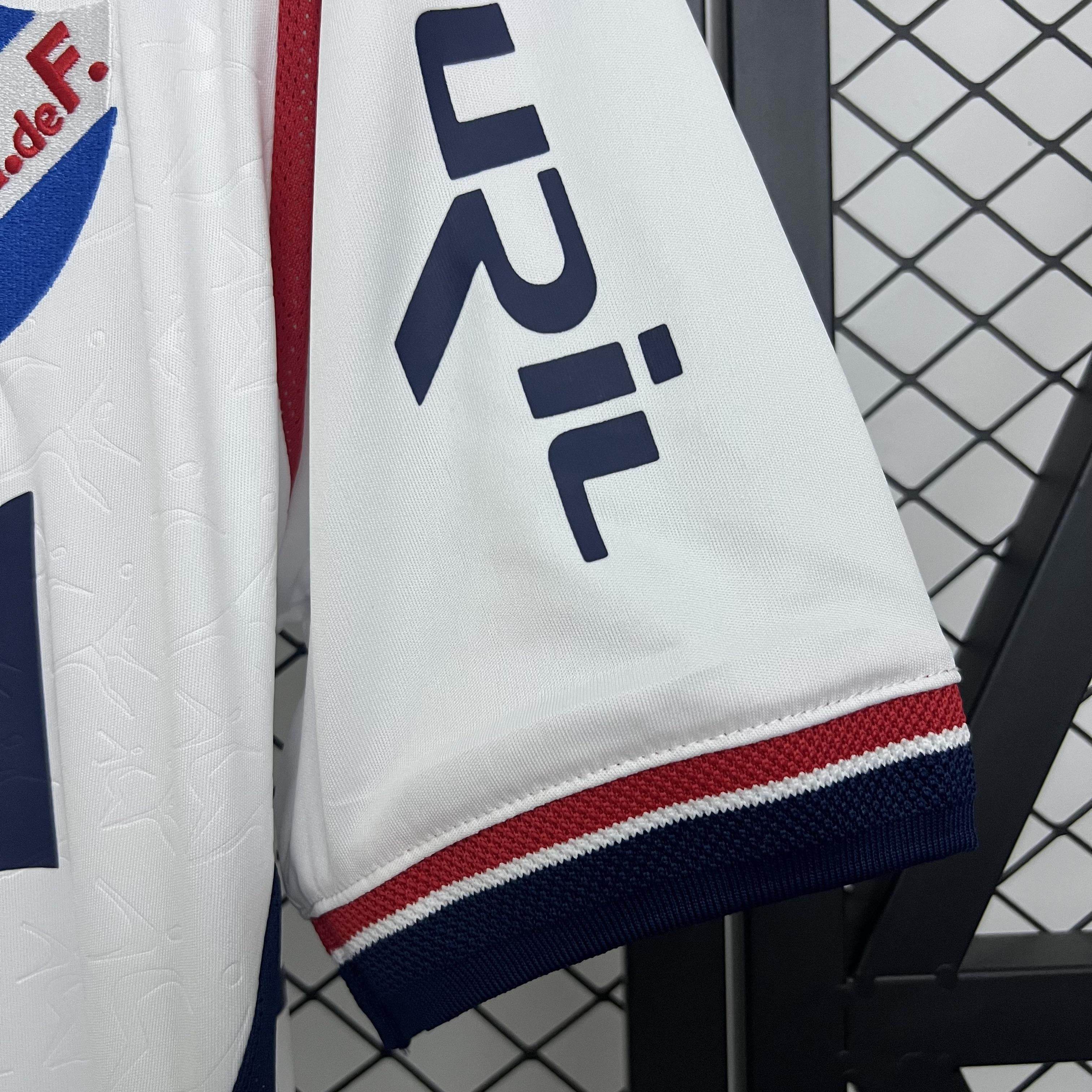 CAMISETA NACIONAL DE MONTEVIDEO III 25/26 HOMBRE (VERSIÓN FAN) - ZonaCamisetas
