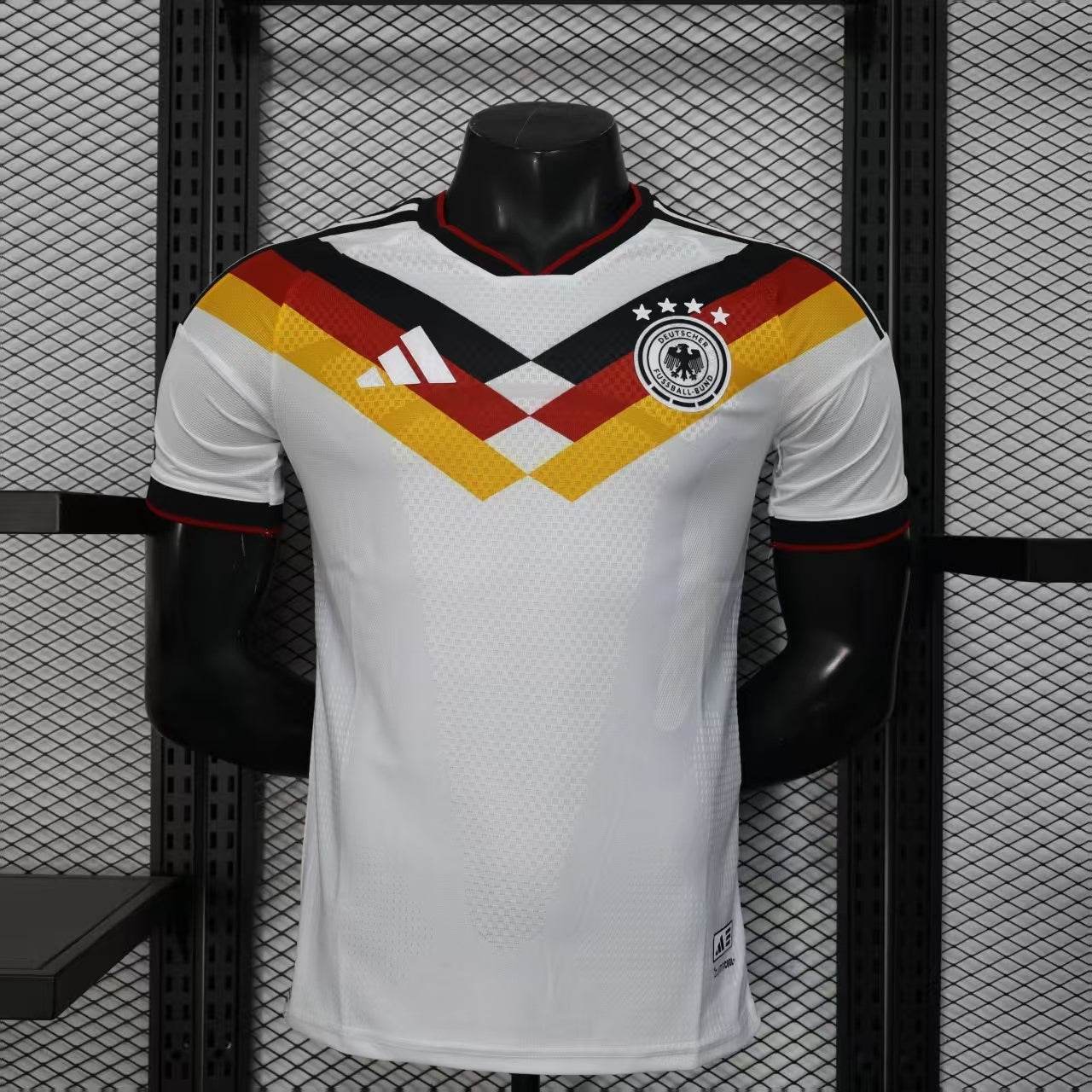 CAMISETA ALEMANIA 25/26 HOMBRE (VERSIÓN JUGADOR) - ZonaCamisetas