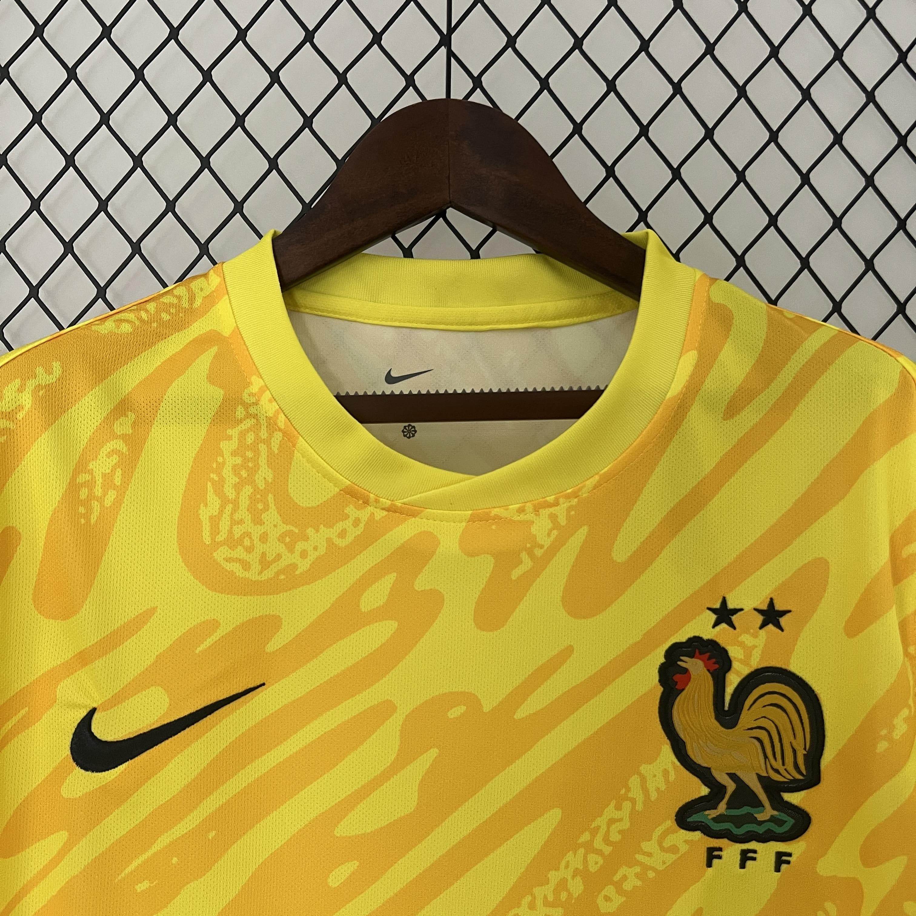 CAMISETA FRANCIA PORTERO I 24 HOMBRE (VERSIÓN FAN) - ZonaCamisetas