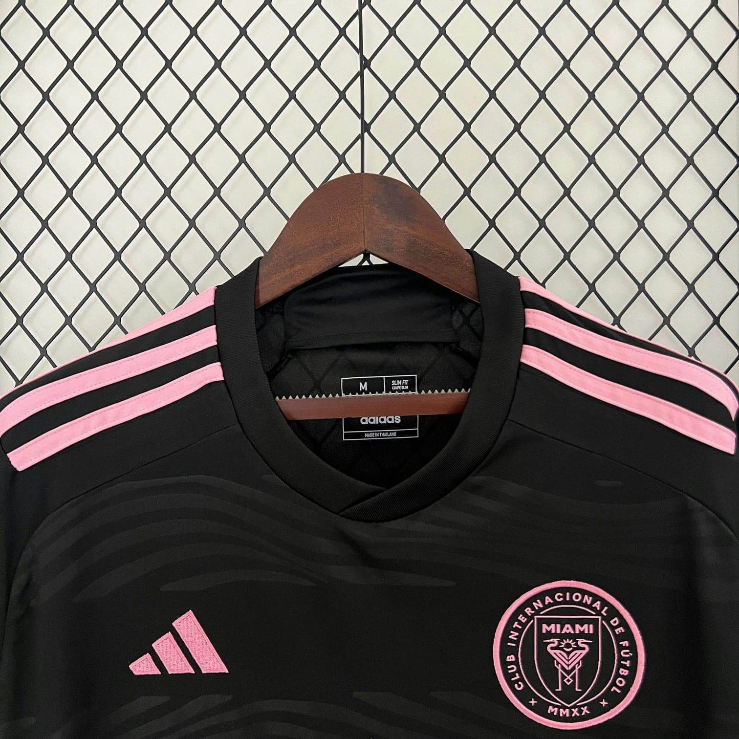 CAMISETA INTER MIAMI II 24/25 HOMBRE (VERSIÓN FAN) - ZonaCamisetas
