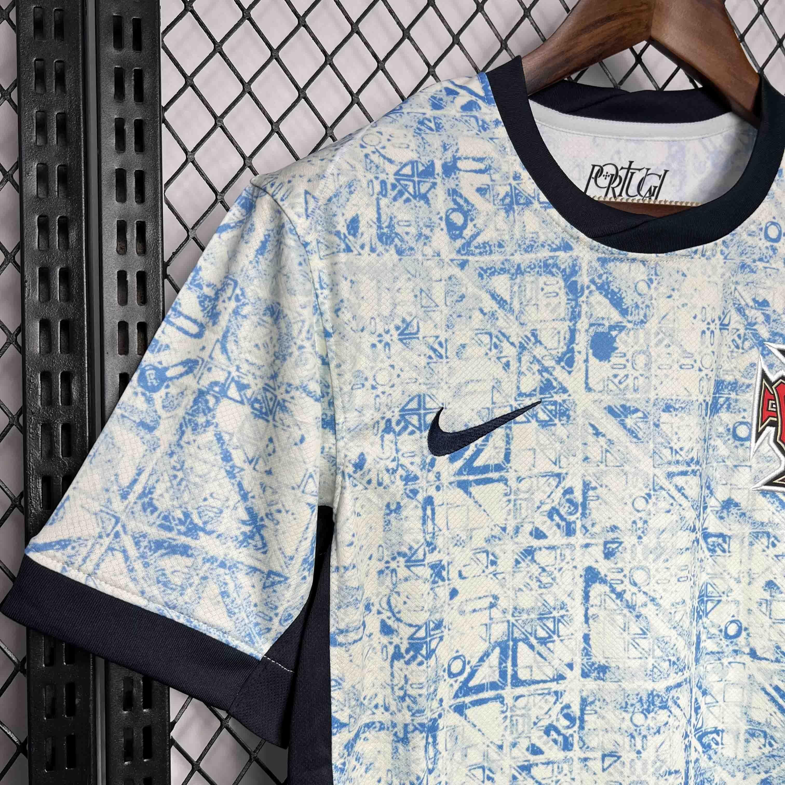 CAMISETA PORTUGAL II EURO 2024 HOMBRE (VERSIÓN FAN)