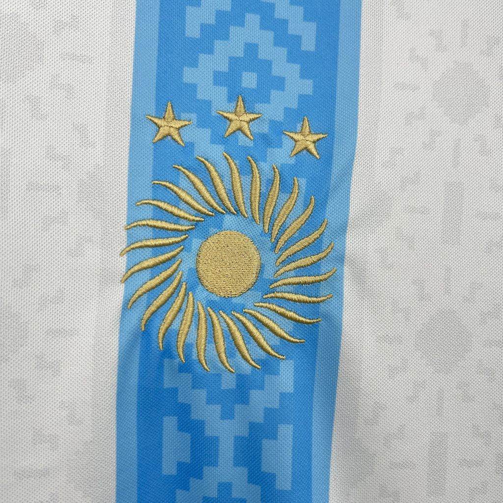 CAMISETA ARGENTINA I 24/25 HOMBRE ESPECIAL (VERSIÓN FAN) - ZonaCamisetas