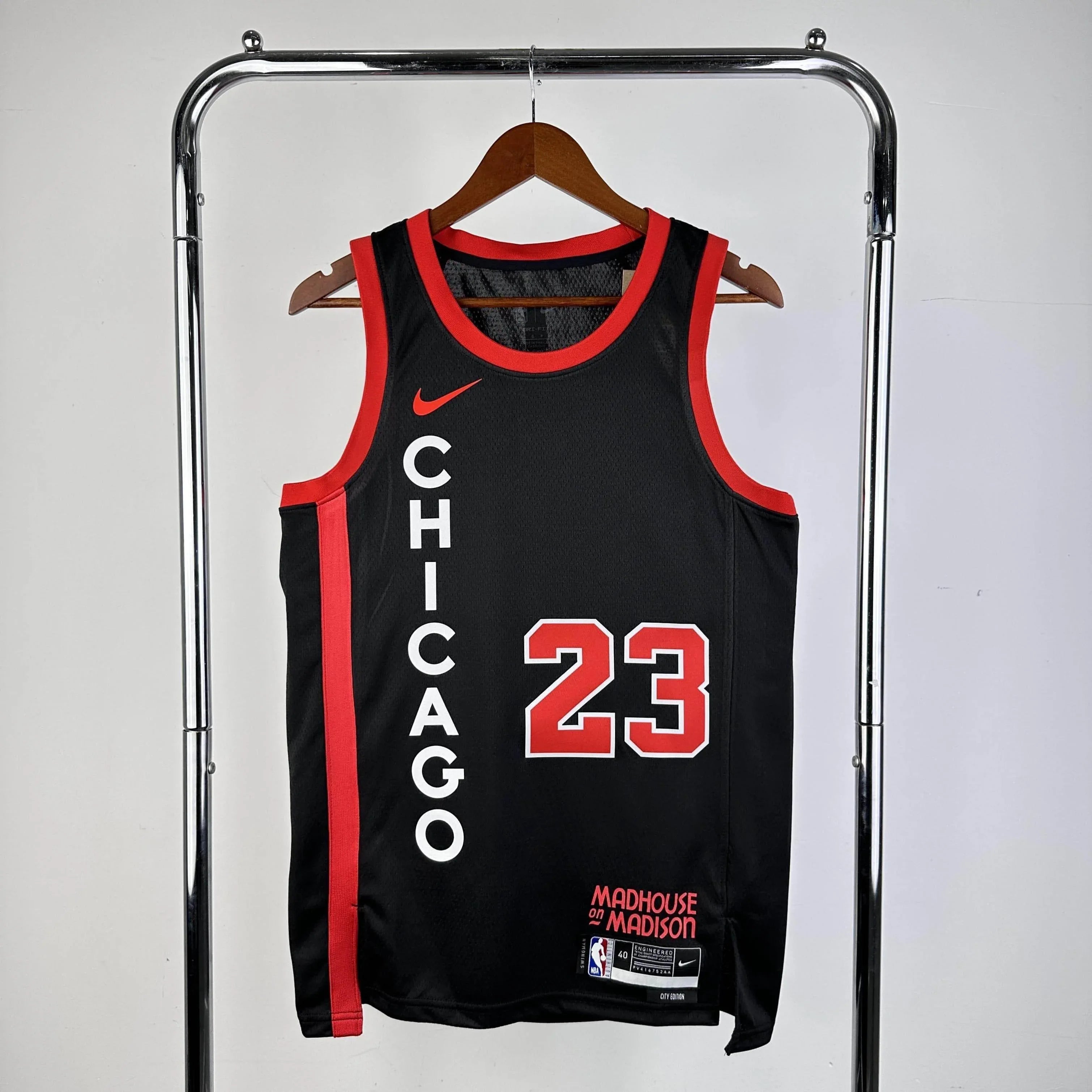 CAMISETA CHICAGO SEASON 24 HOMBRE EDICIÓN JORDAN (NBA) - ZonaCamisetas