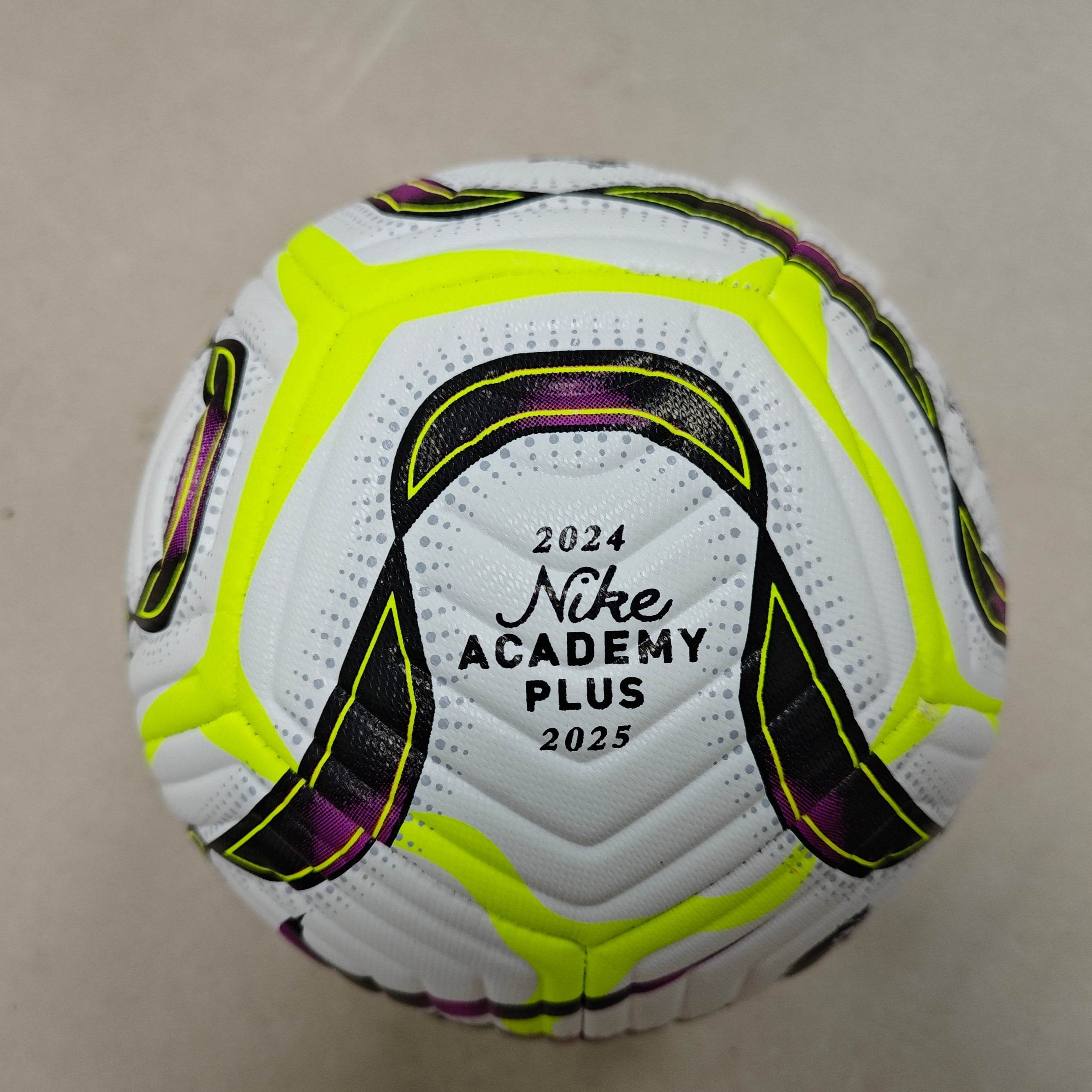 PELOTA ACADEMY PLUS PREMIER LEAGUE PRO - ZonaCamisetas