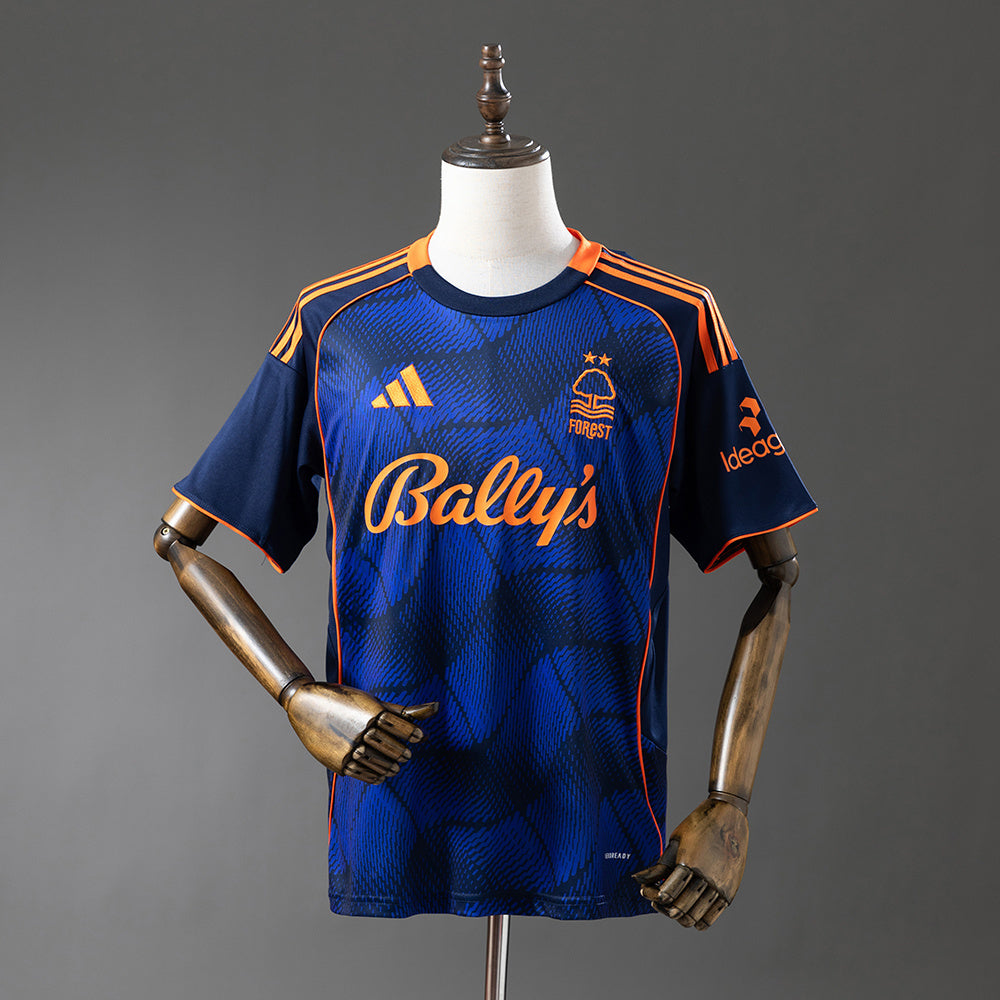 CAMISETA NOTTINGHAM FOREST Ill 25/26 HOMBRE (VERSIÓN FAN)