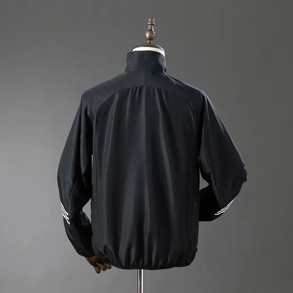 CORTAVIENTO REAL MADRID lI 25/26 - ZonaCamisetas